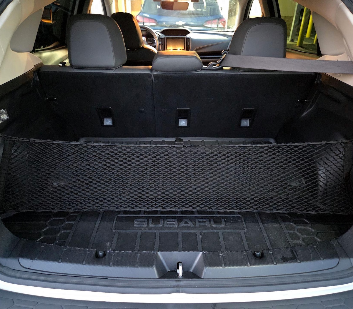 Trunk/Cargo (Seats Up)