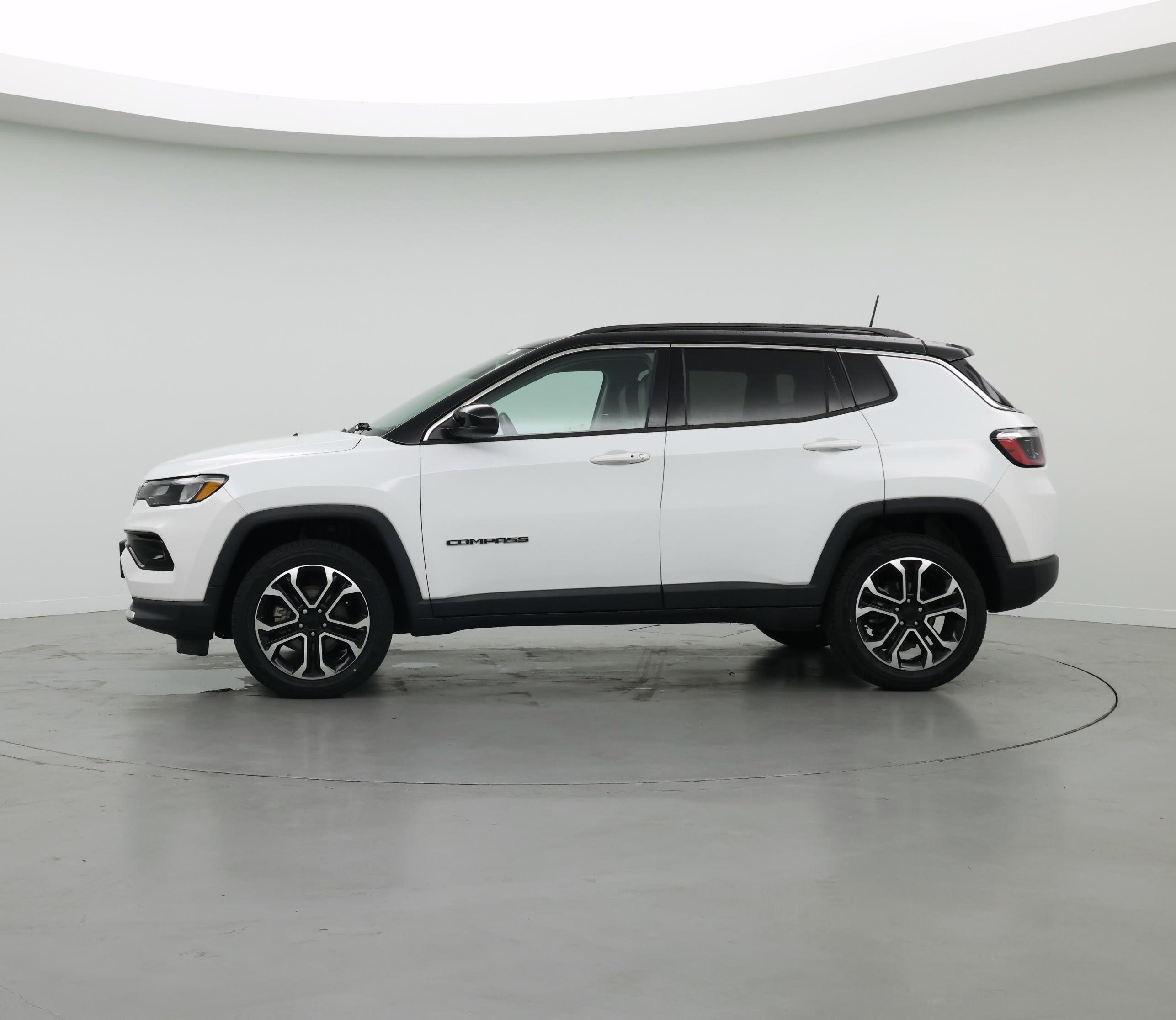 Thumbnail: 2022 Jeep Compass - 3