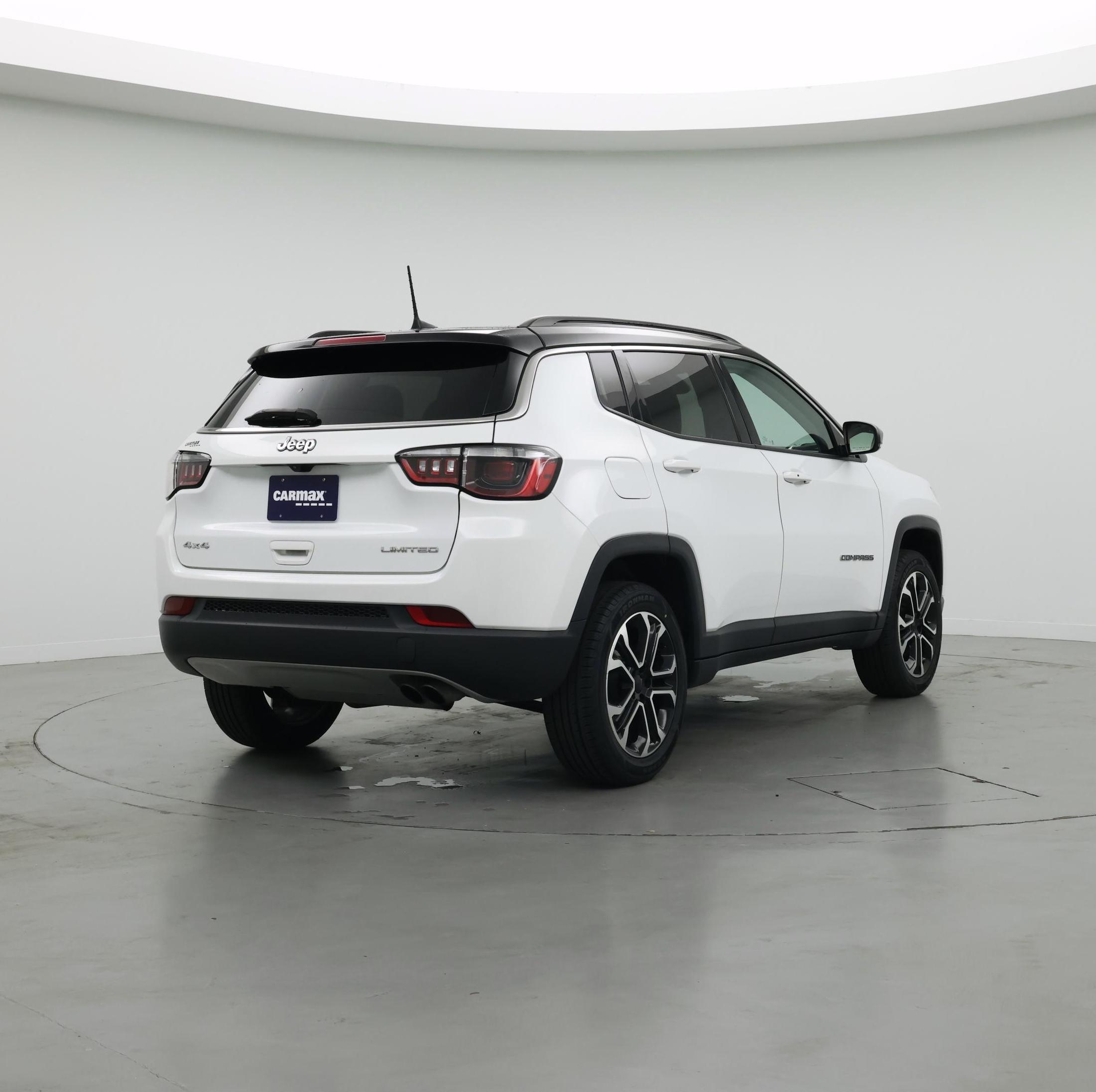 Thumbnail: 2022 Jeep Compass - 8