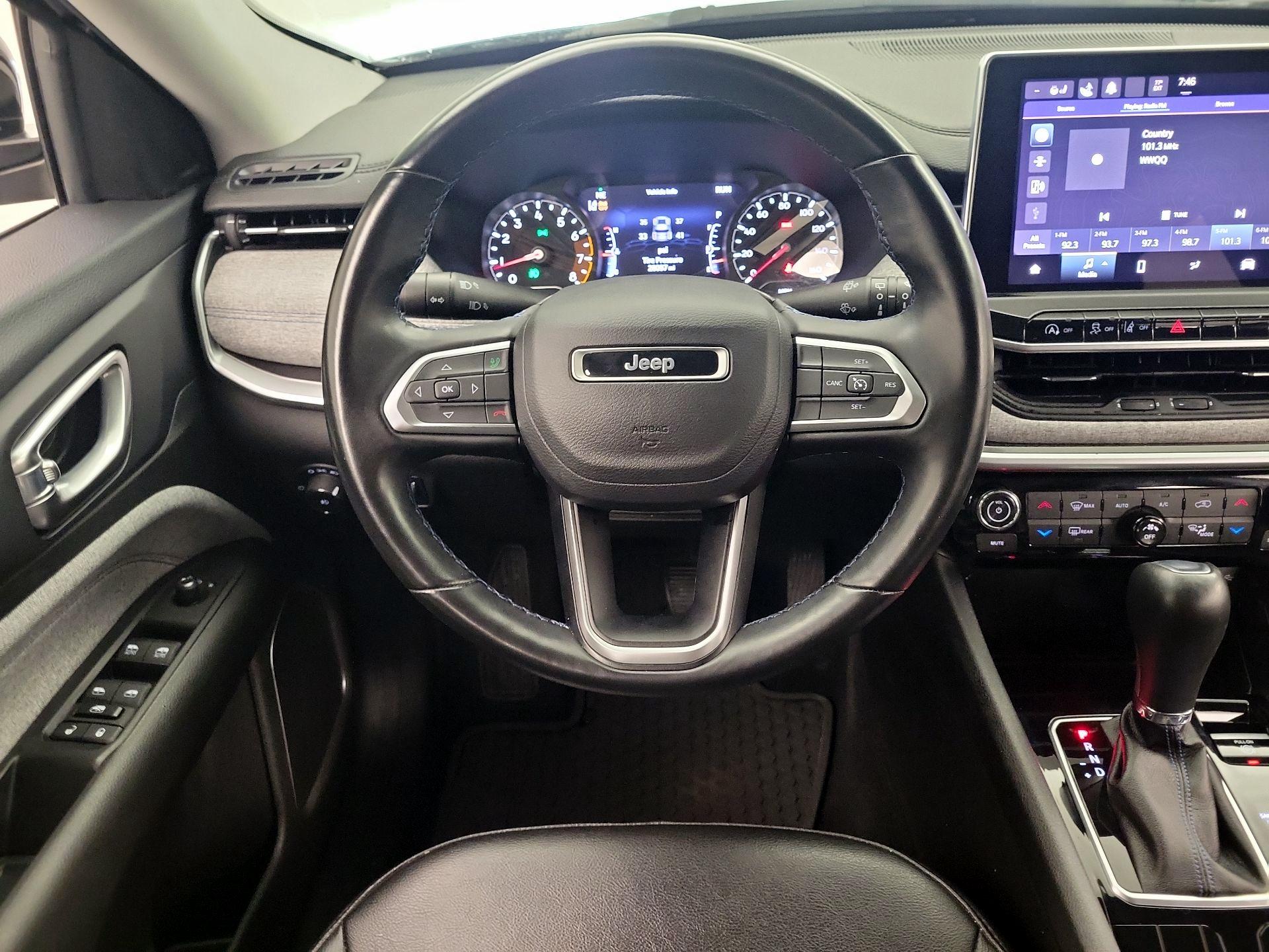 Thumbnail: 2022 Jeep Compass - 10