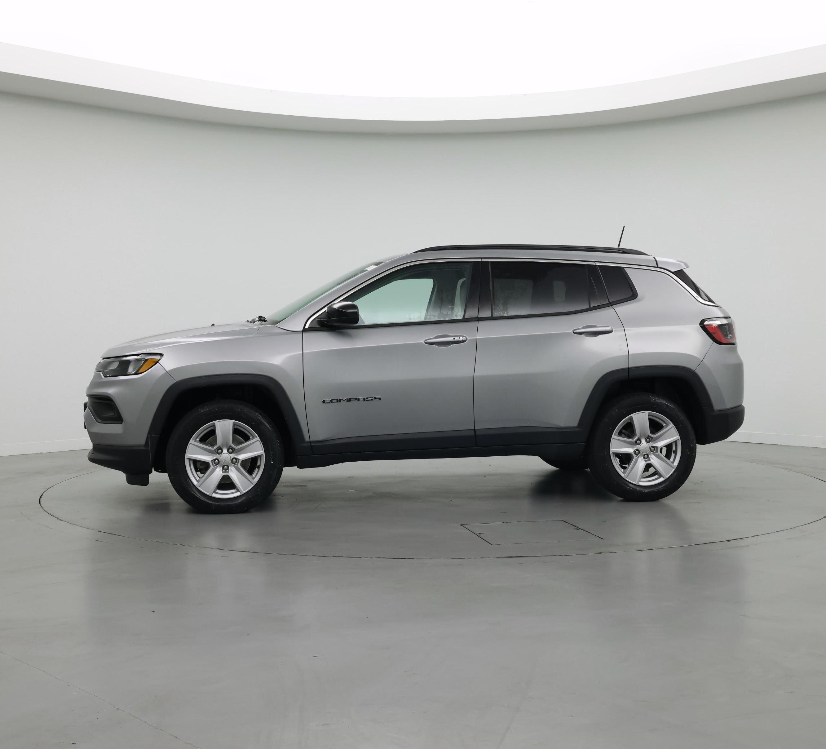 Thumbnail: 2022 Jeep Compass - 3