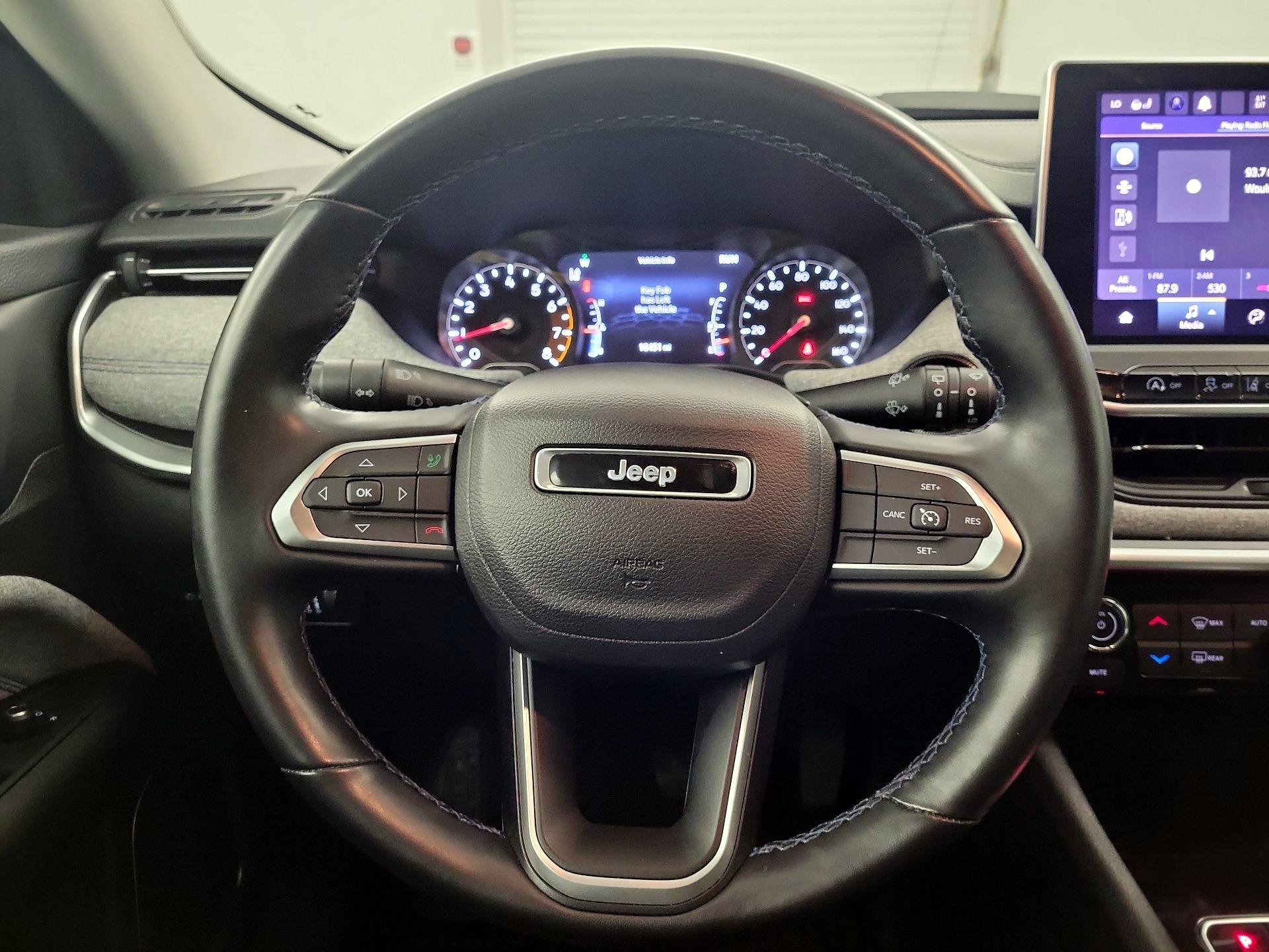 Thumbnail: 2022 Jeep Compass - 10