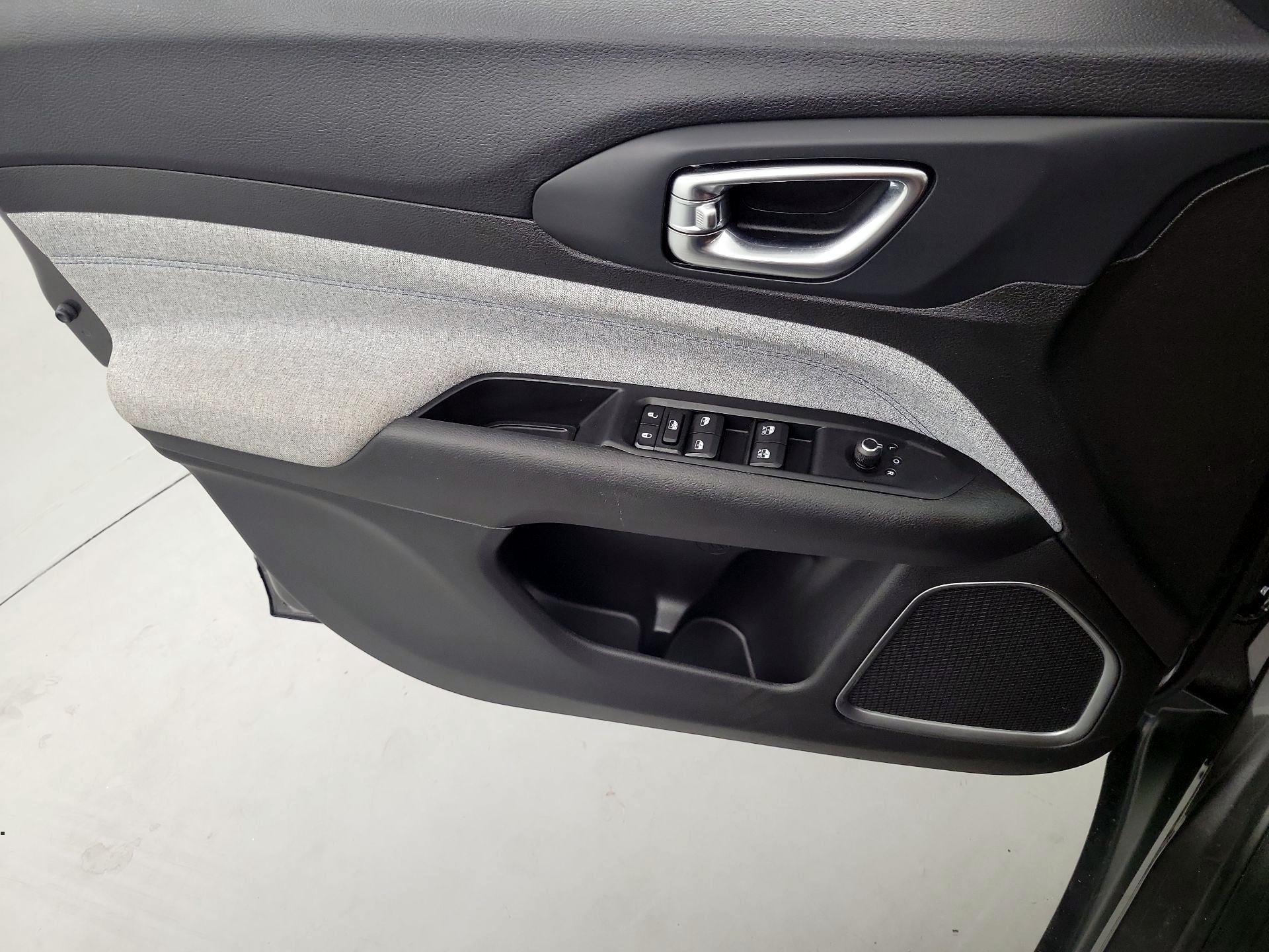 Thumbnail: 2022 Jeep Compass - 12