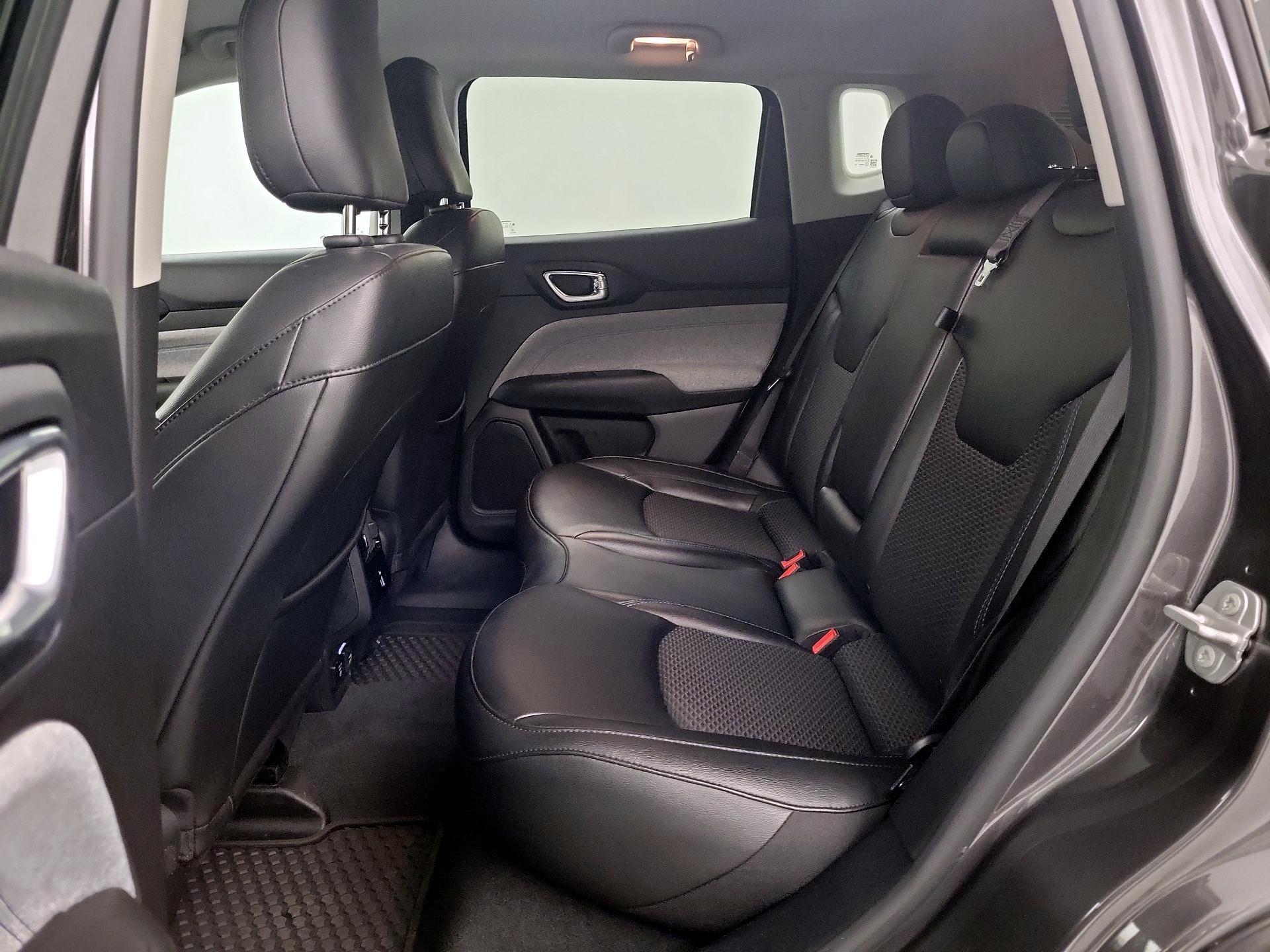 Thumbnail: 2022 Jeep Compass - 19