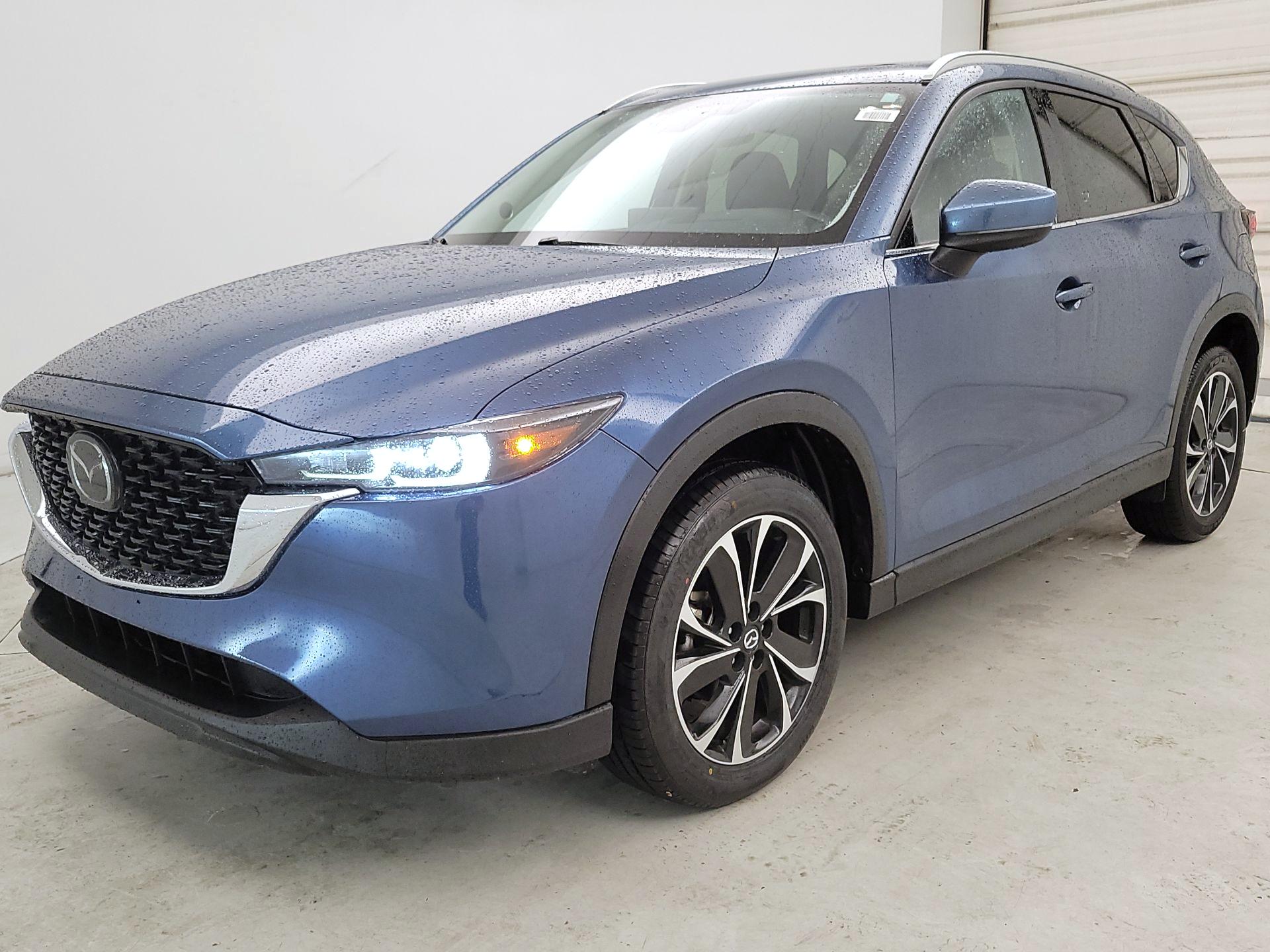 Thumbnail: 2023 Mazda CX-5 - 3