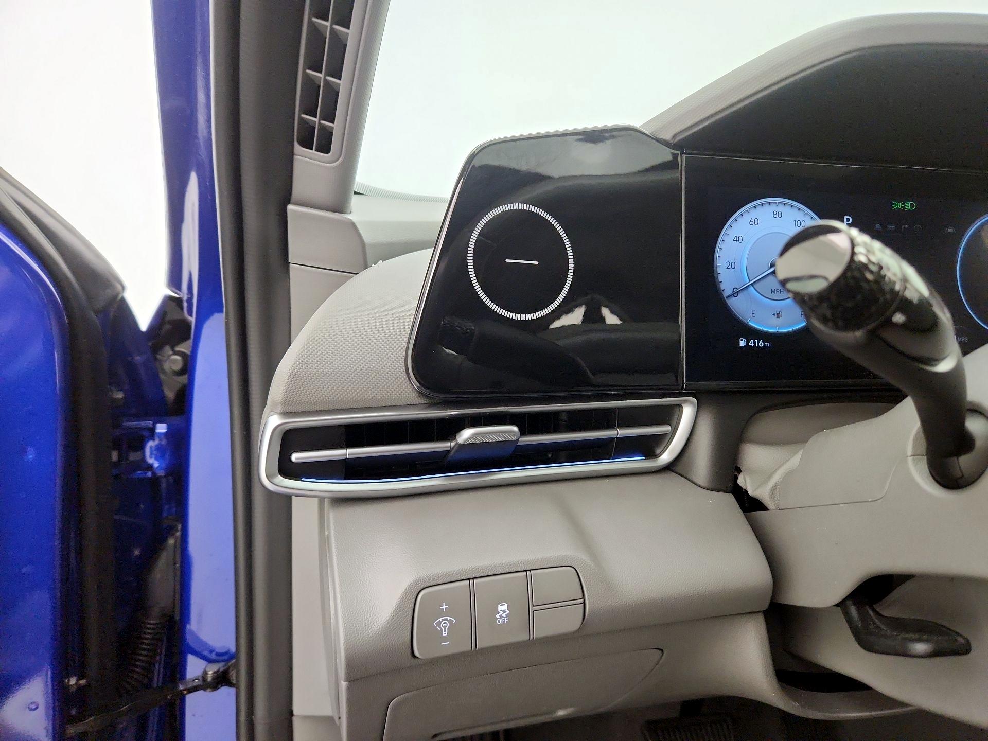 Thumbnail: 2024 Hyundai Elantra - 13