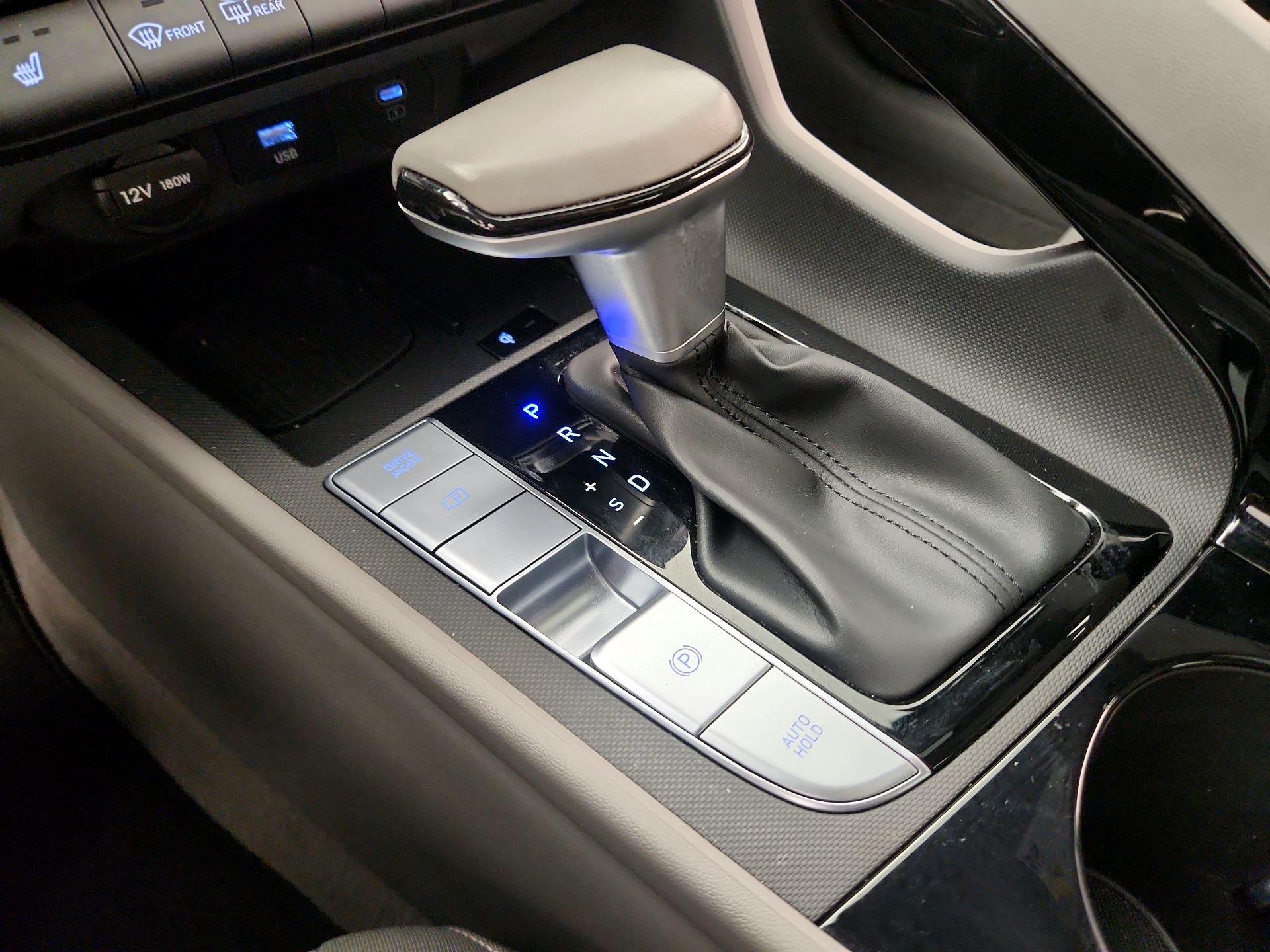 Thumbnail: 2024 Hyundai Elantra - 18