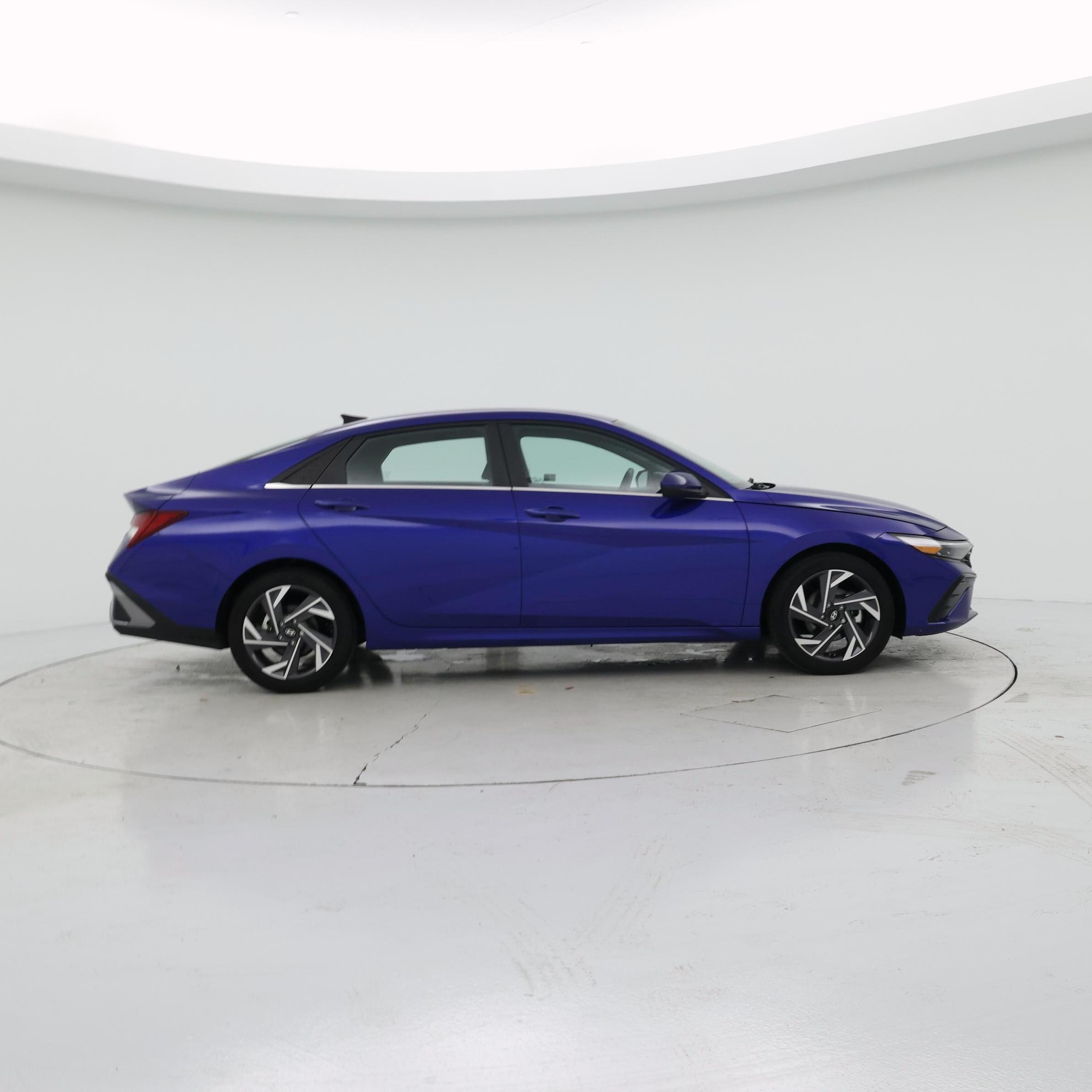 Thumbnail: 2024 Hyundai Elantra - 7