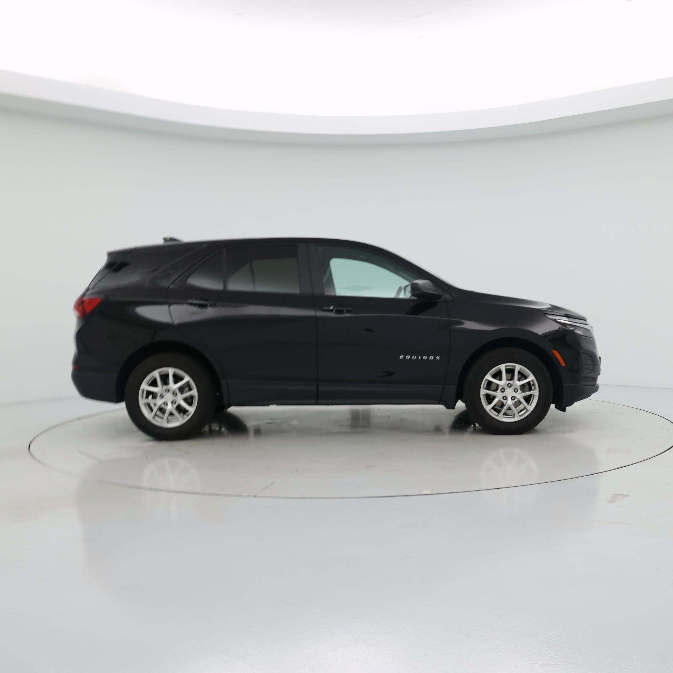 Thumbnail: 2023 Chevrolet Equinox - 7