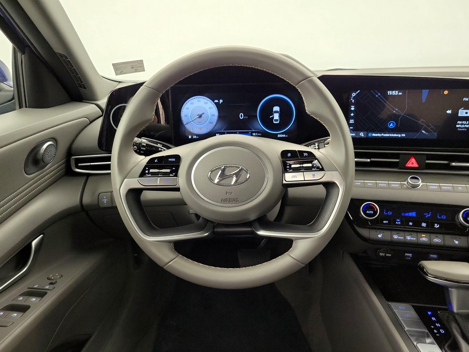 Thumbnail: 2023 Hyundai Elantra - 10