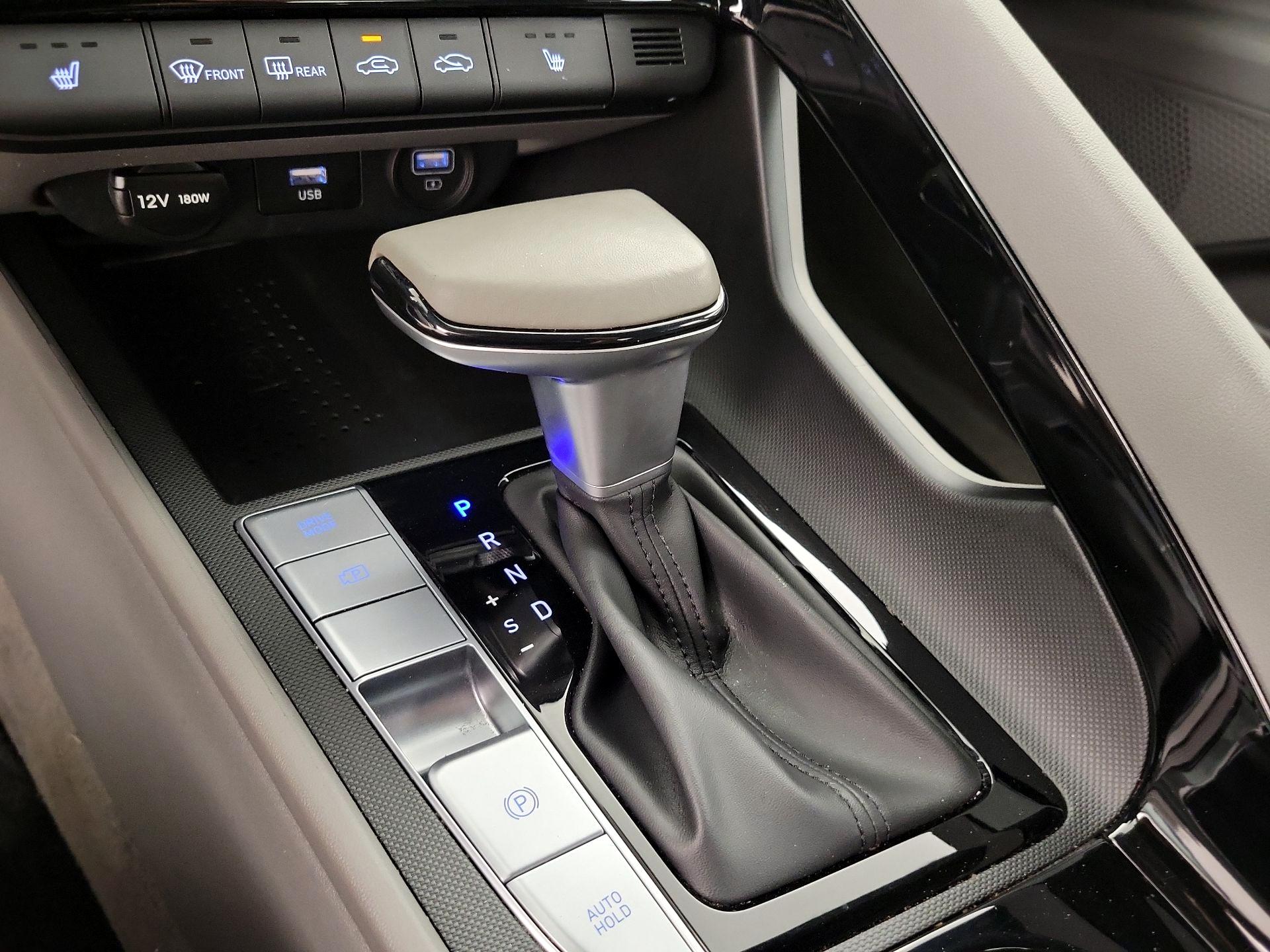 Thumbnail: 2023 Hyundai Elantra - 18