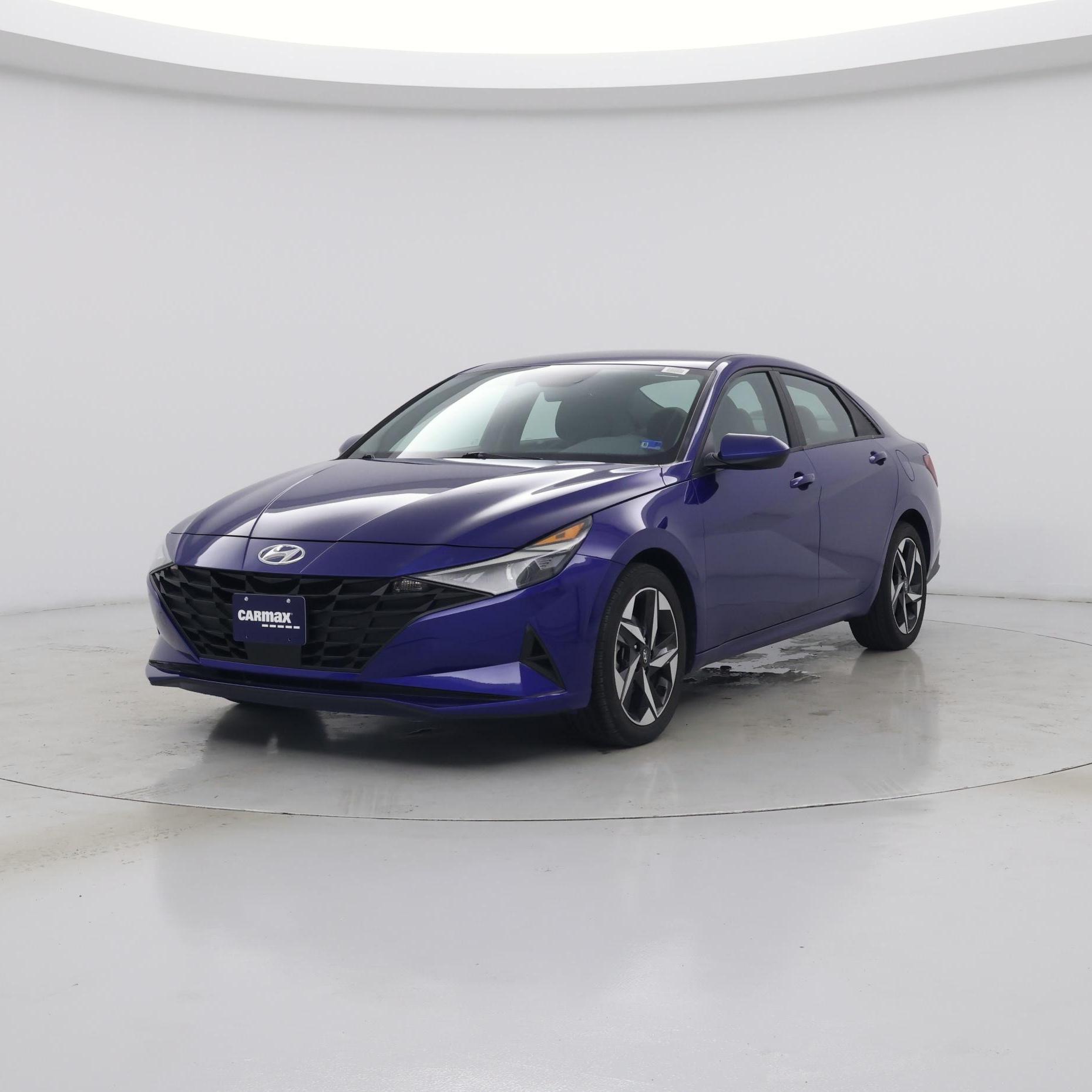 Thumbnail: 2023 Hyundai Elantra - 4