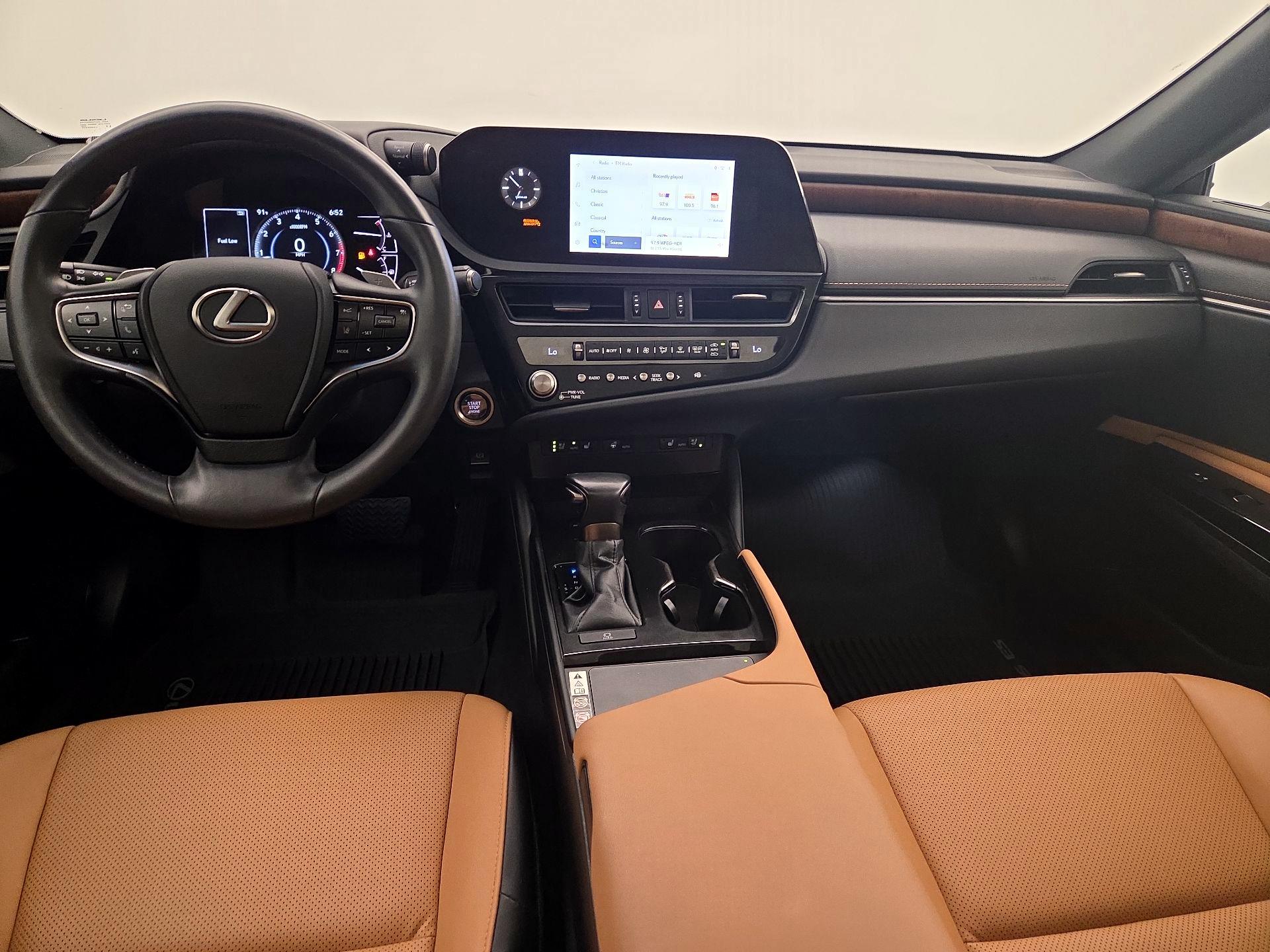 Thumbnail: 2023 Lexus ES - 9