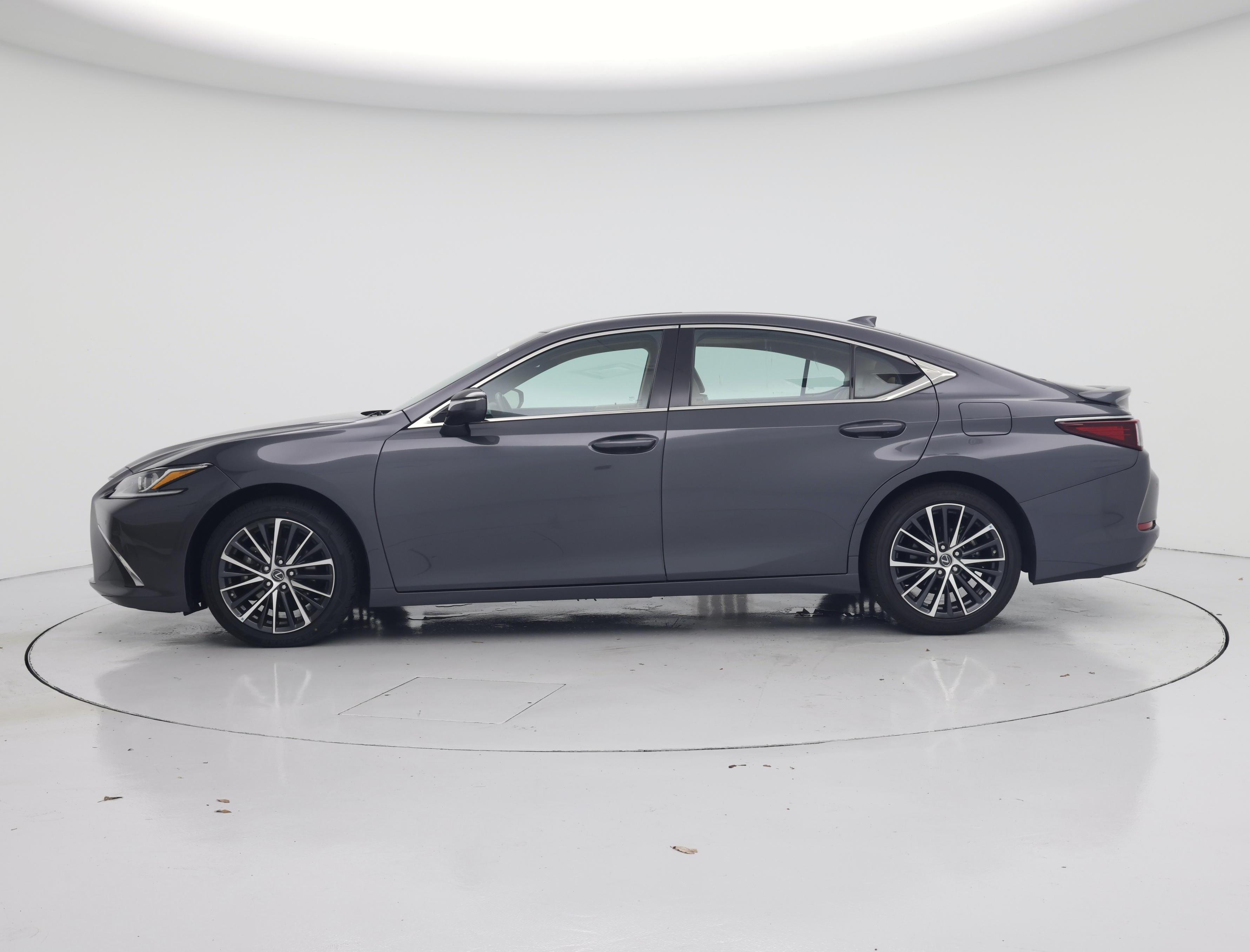 Thumbnail: 2023 Lexus ES - 3