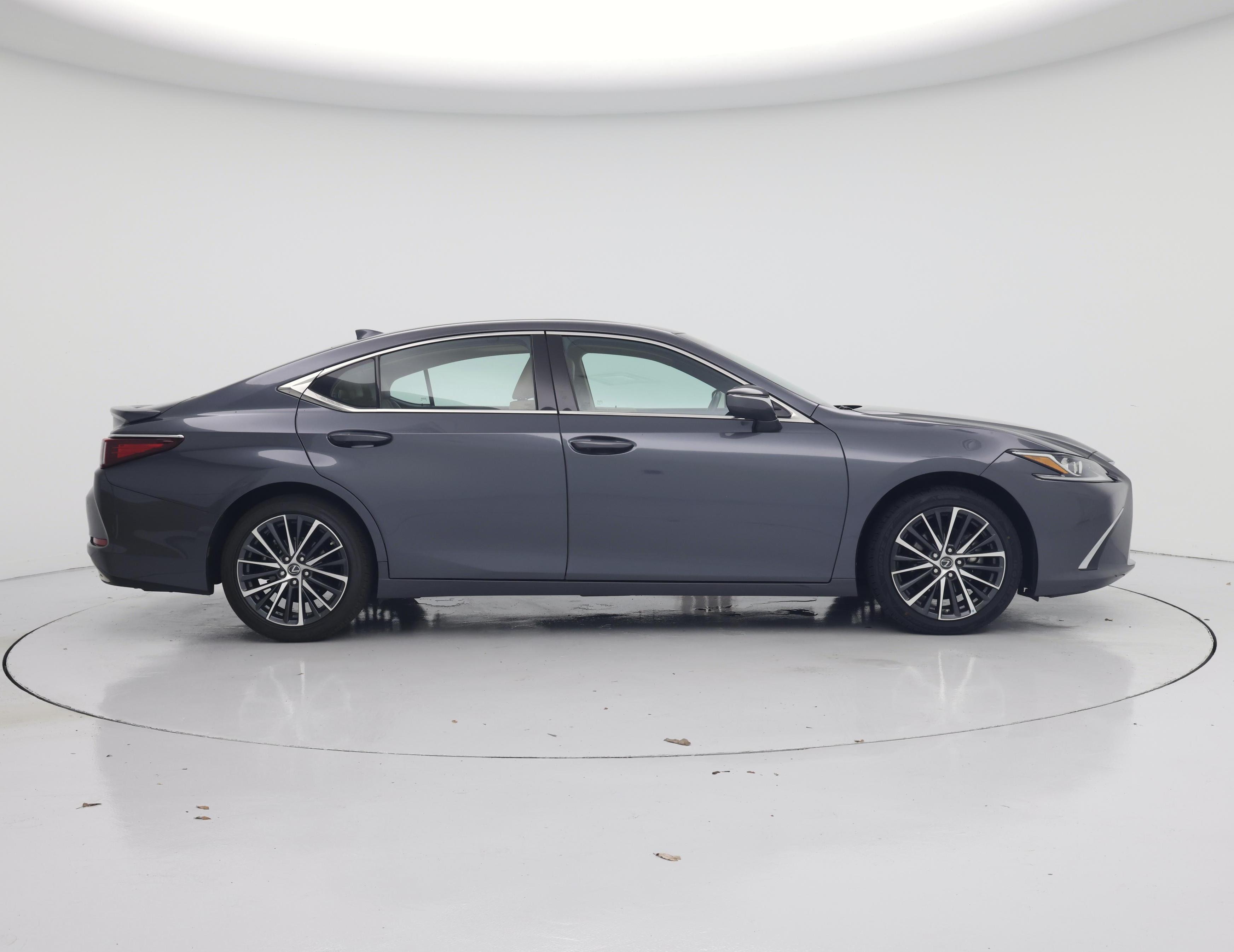 Thumbnail: 2023 Lexus ES - 7