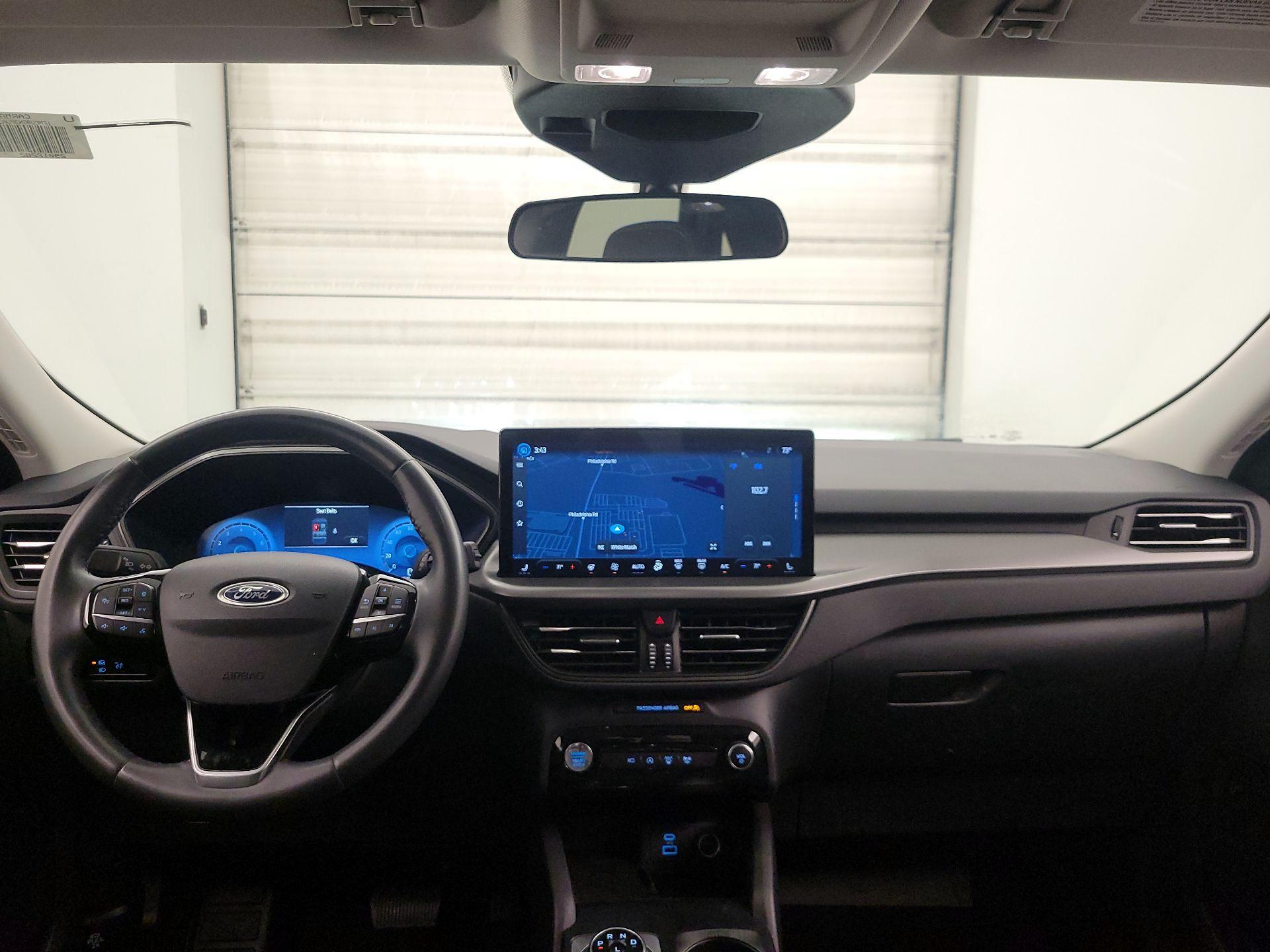 Thumbnail: 2023 Ford Escape - 9