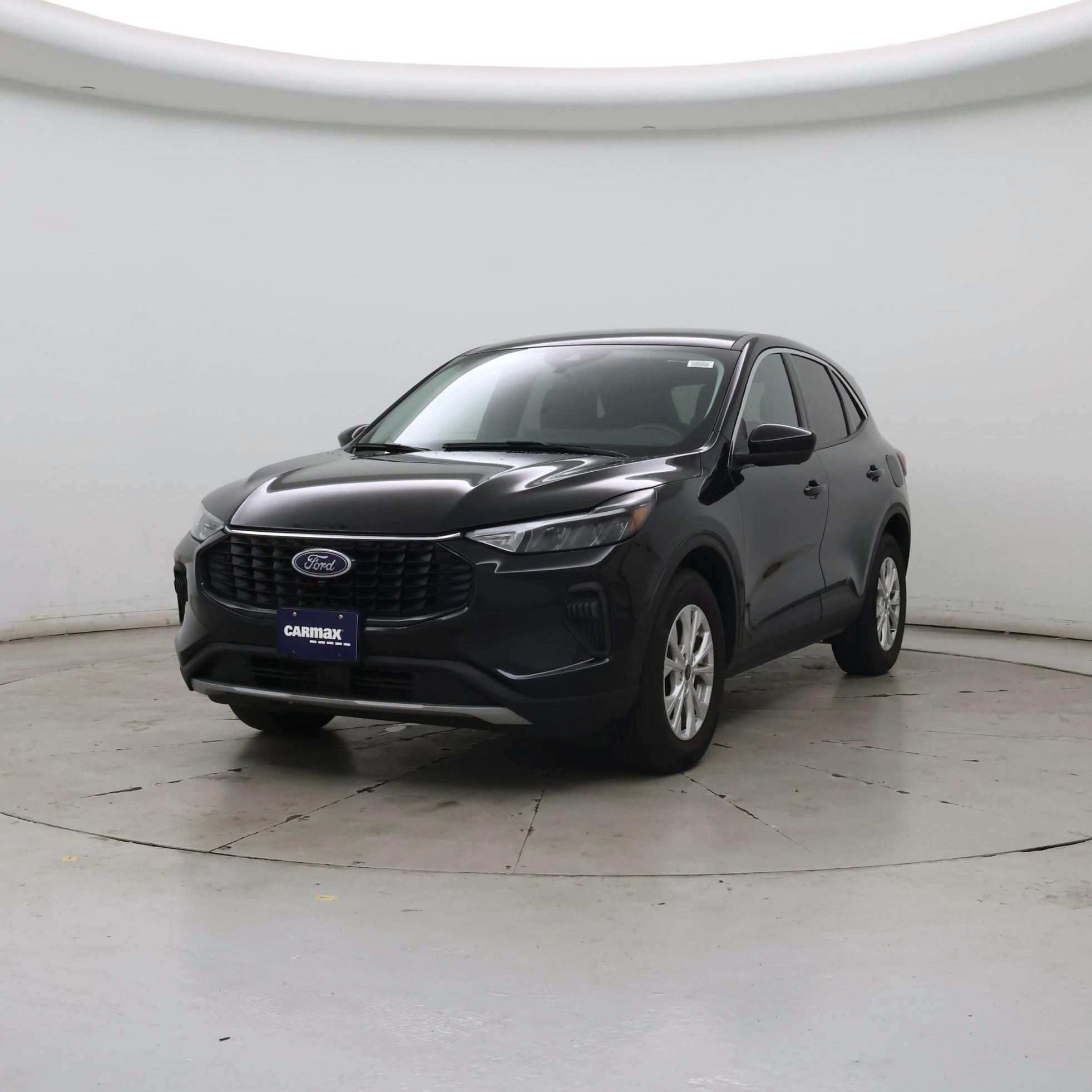 Thumbnail: 2023 Ford Escape - 4