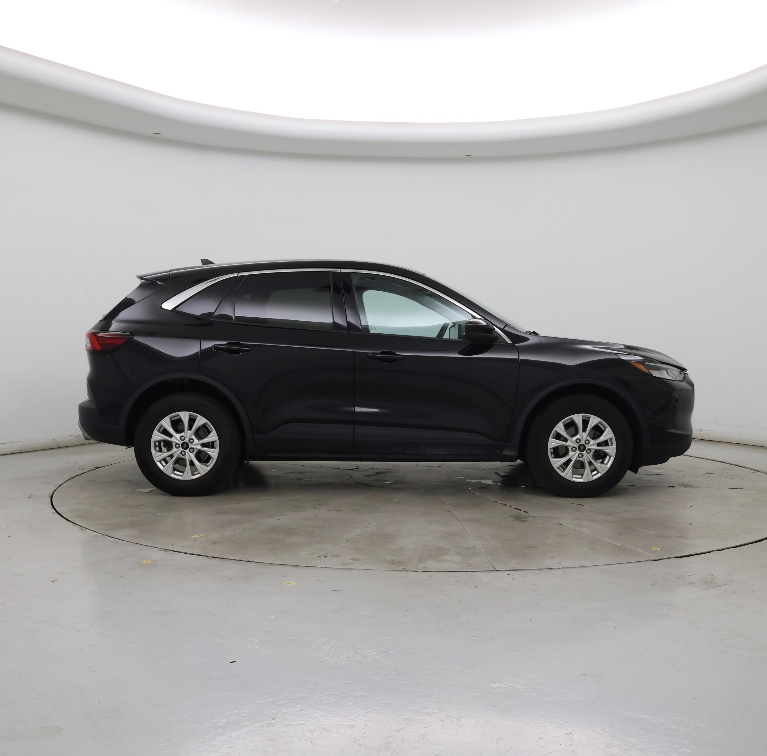 Thumbnail: 2023 Ford Escape - 7