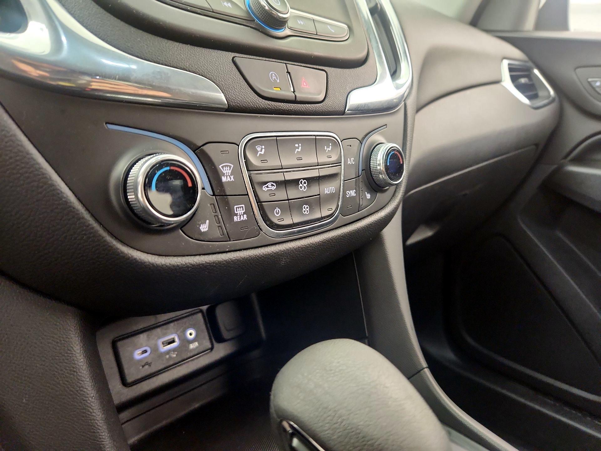 Thumbnail: 2023 Chevrolet Equinox - 16