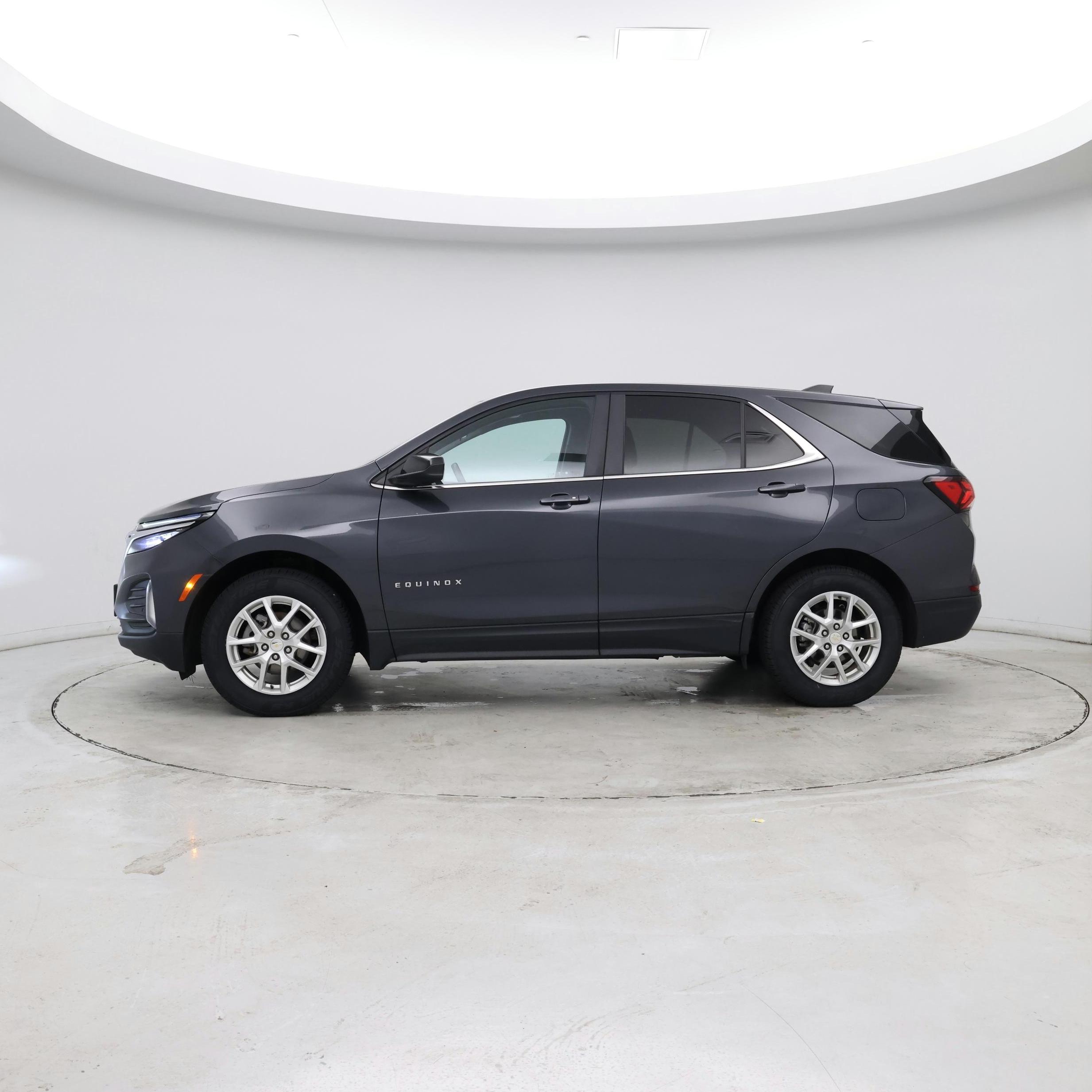Thumbnail: 2023 Chevrolet Equinox - 2