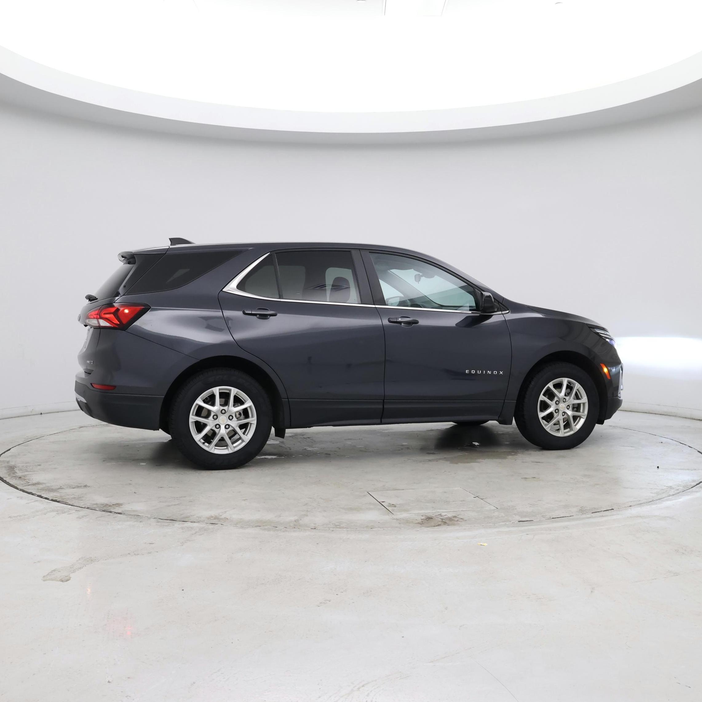 Thumbnail: 2023 Chevrolet Equinox - 8