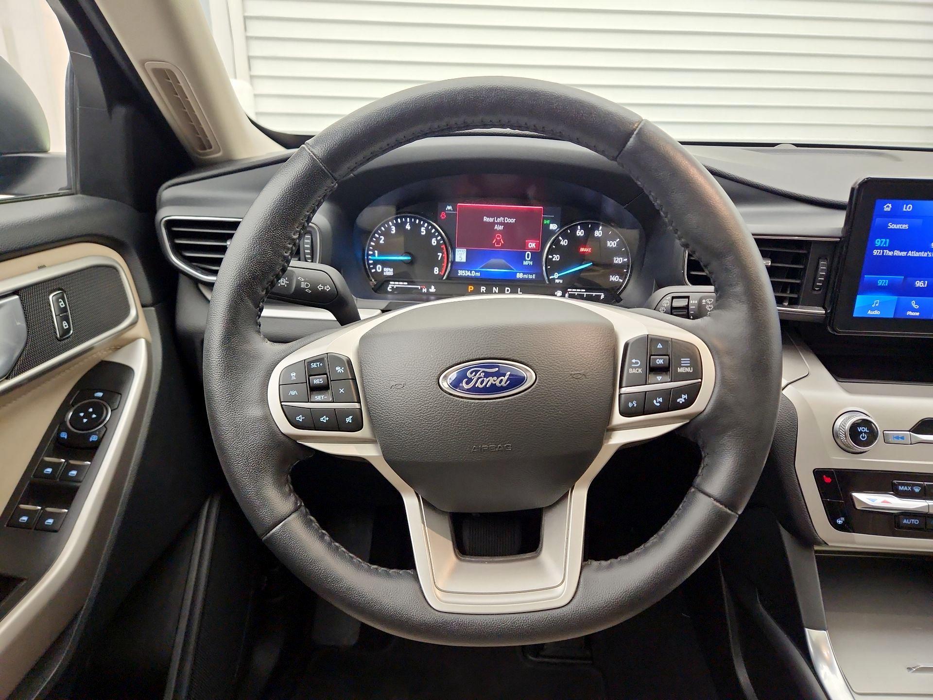 Thumbnail: 2022 Ford Explorer - 10