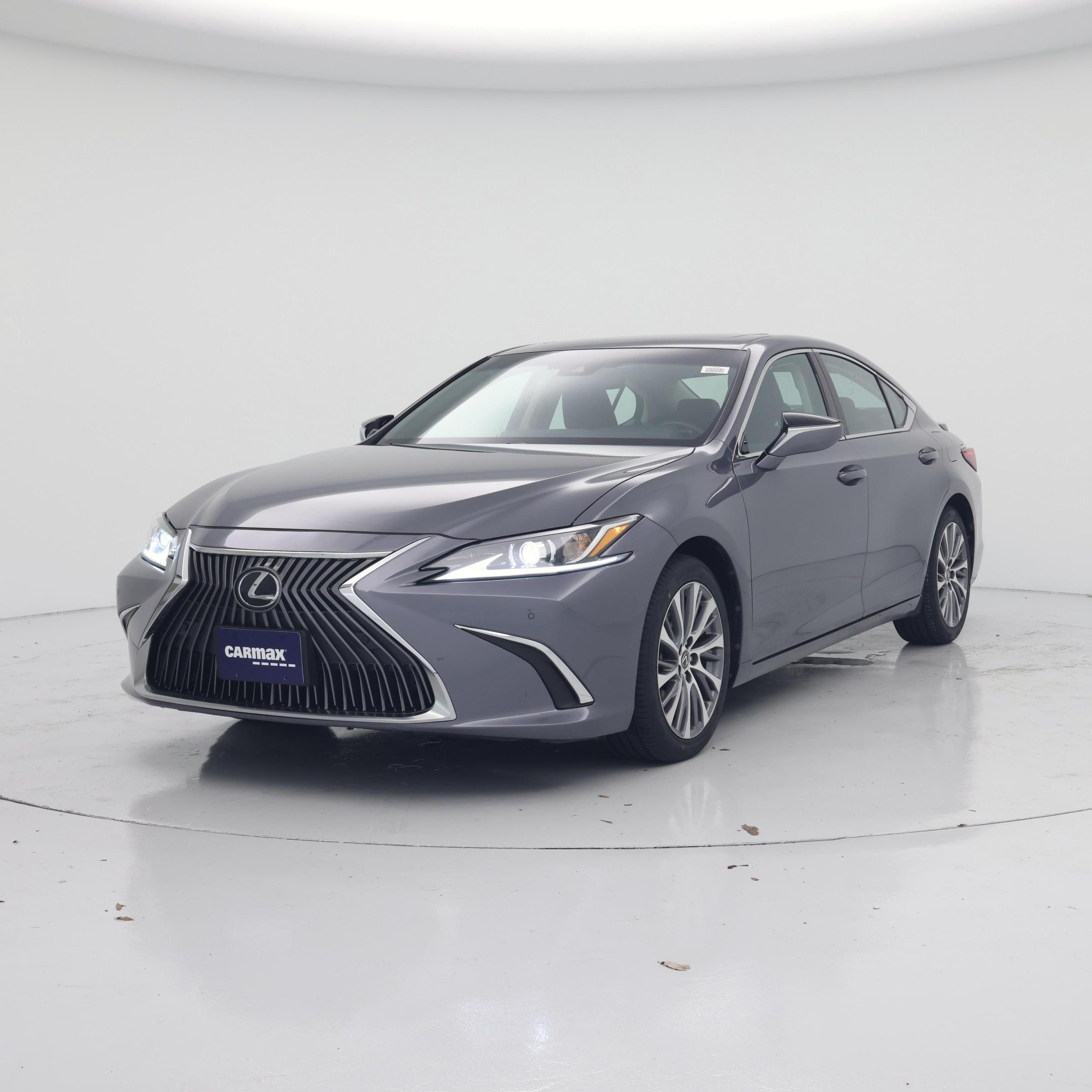 Thumbnail: 2020 Lexus ES - 4