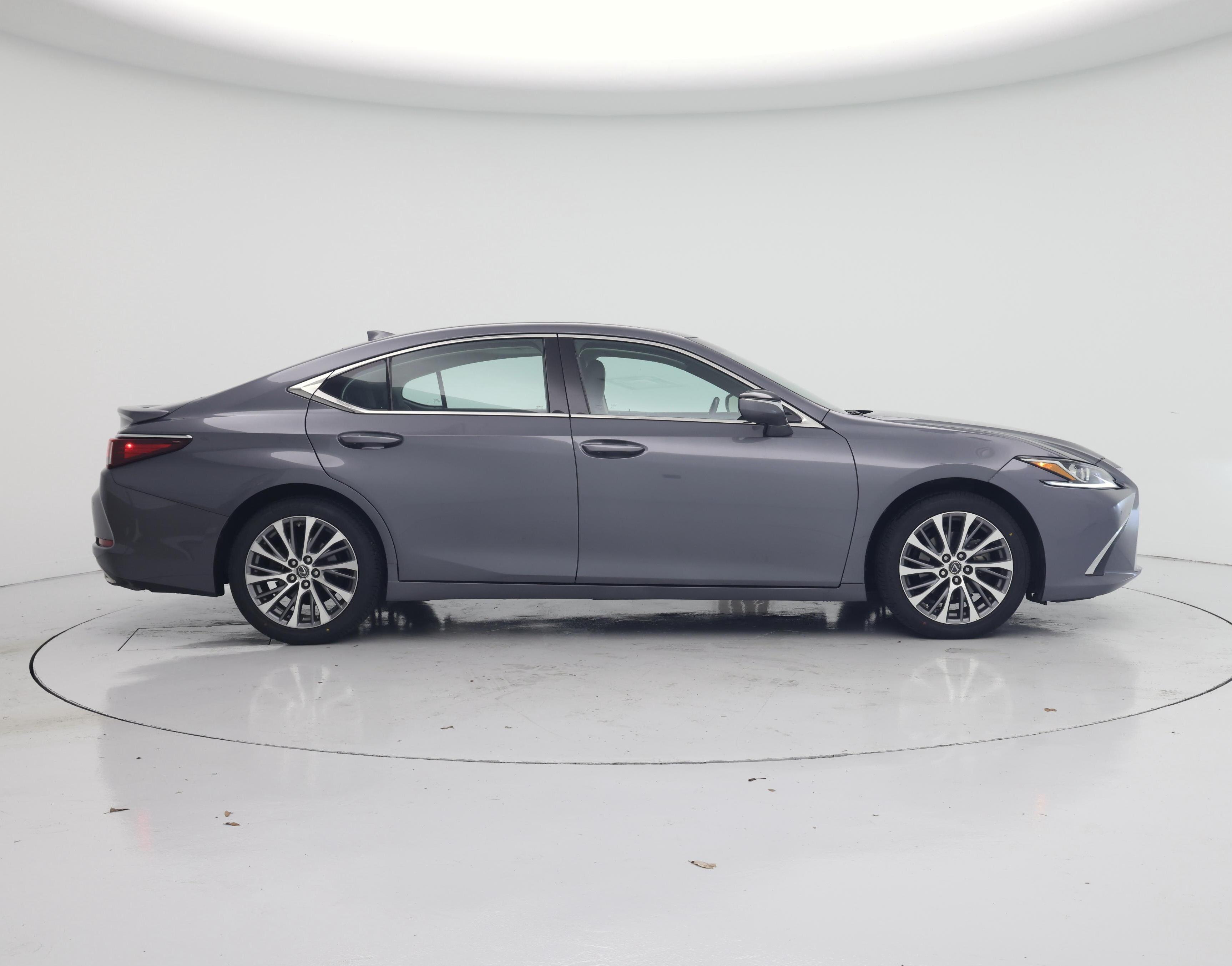 Thumbnail: 2020 Lexus ES - 7