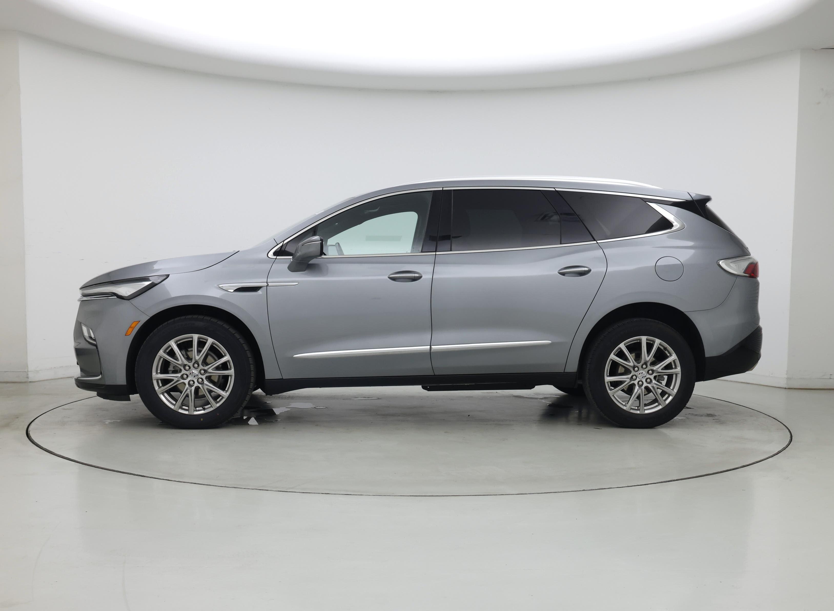 Thumbnail: 2023 Buick Enclave - 3