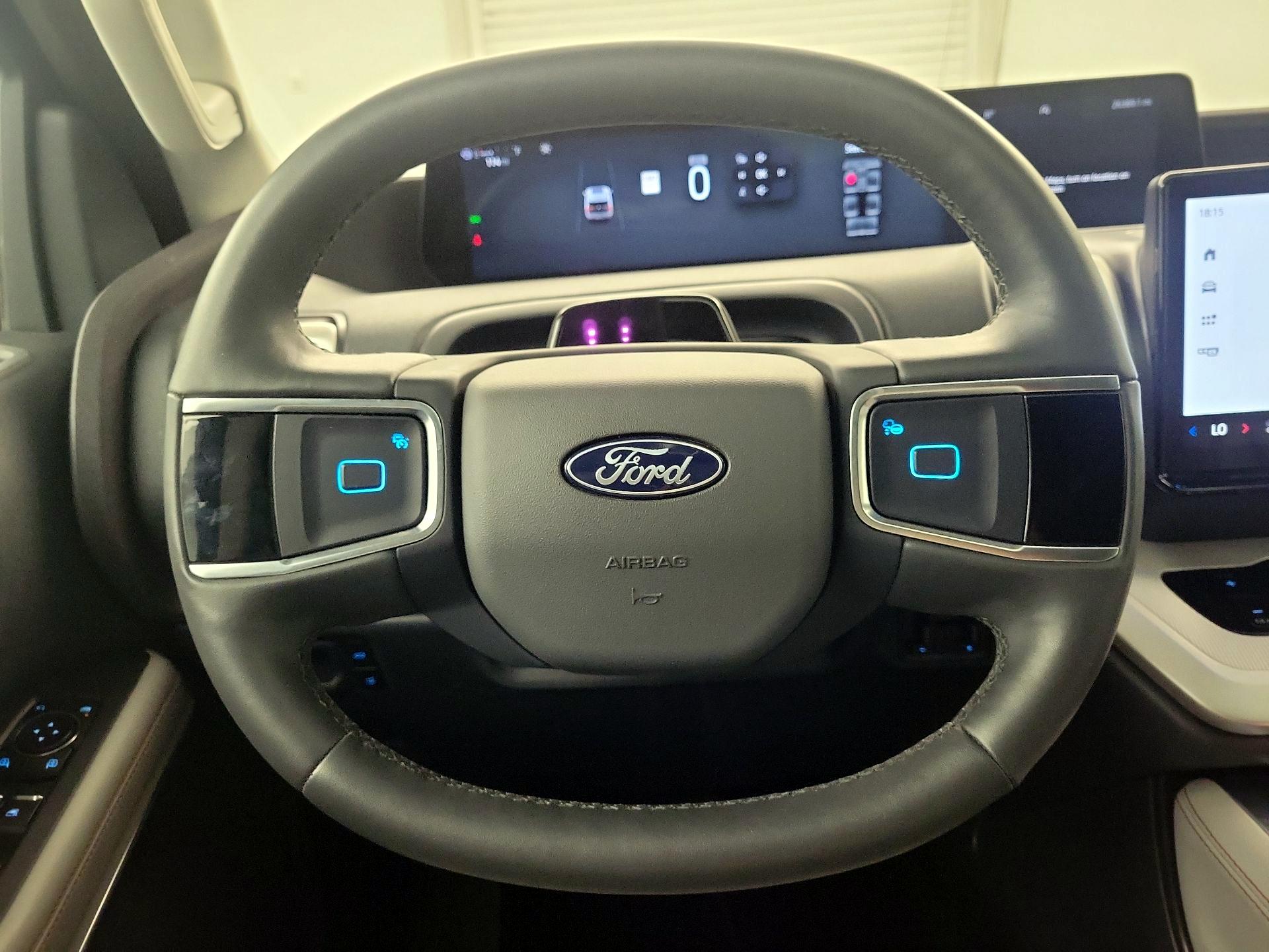 Thumbnail: 2025 Ford Expedition - 10