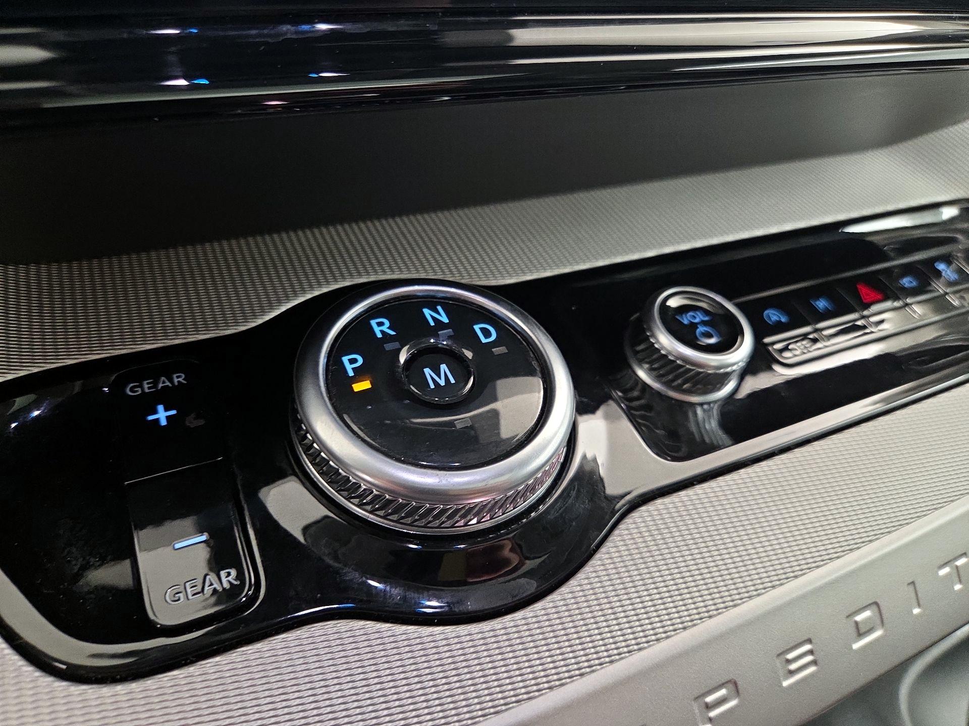 Thumbnail: 2025 Ford Expedition - 18