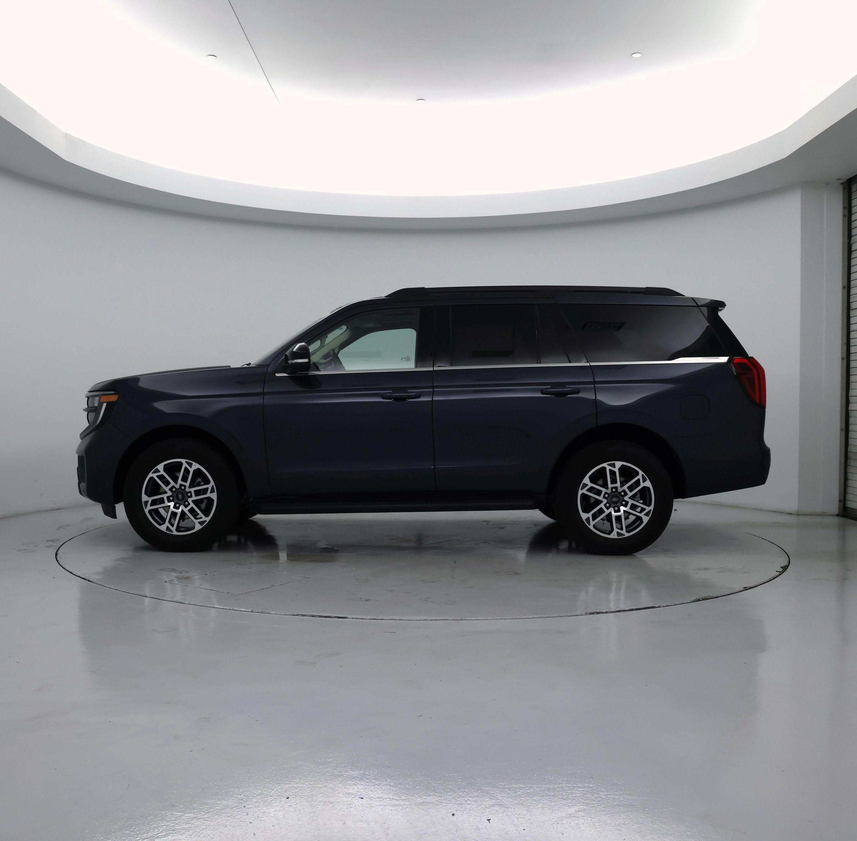 Thumbnail: 2025 Ford Expedition - 3
