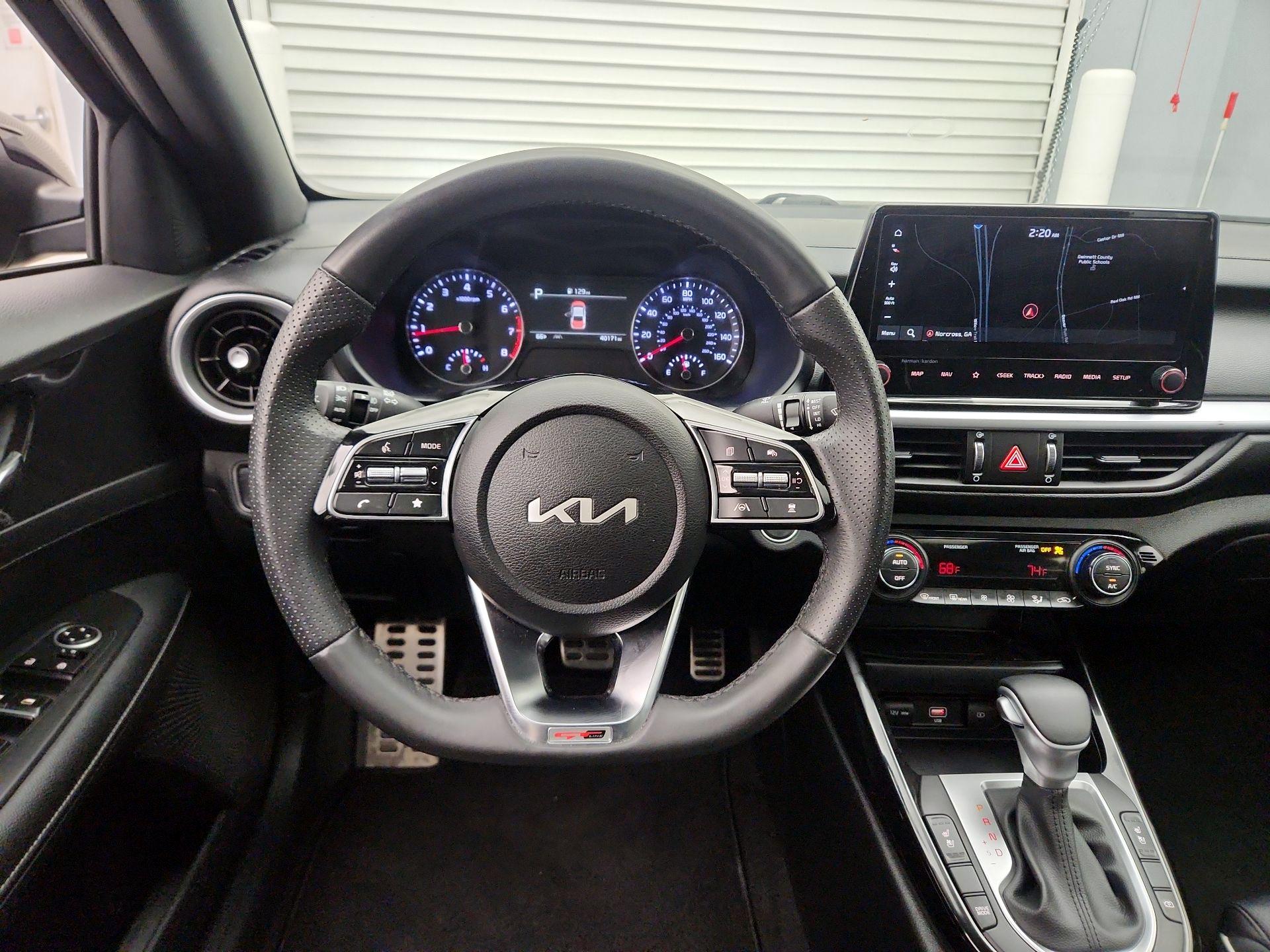 Thumbnail: 2024 Kia Forte - 10