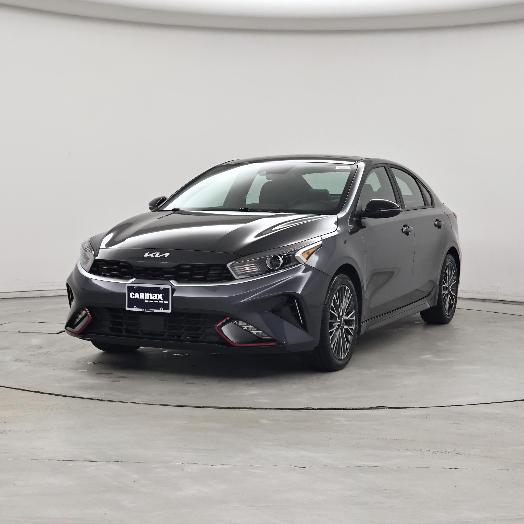 Thumbnail: 2024 Kia Forte - 4