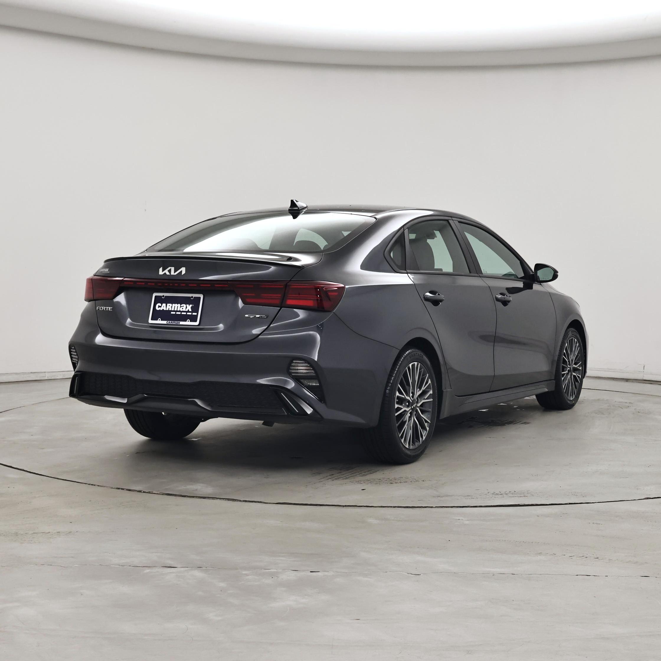 Thumbnail: 2024 Kia Forte - 8