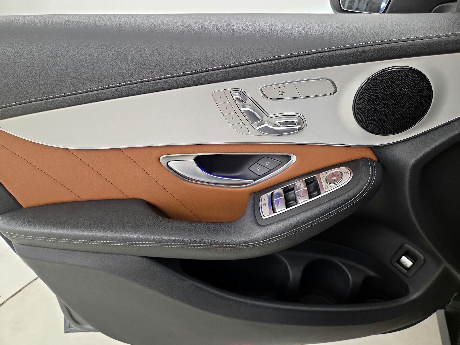 2023 Mercedes-Benz GLC Coupe GLC300 - Photo 13