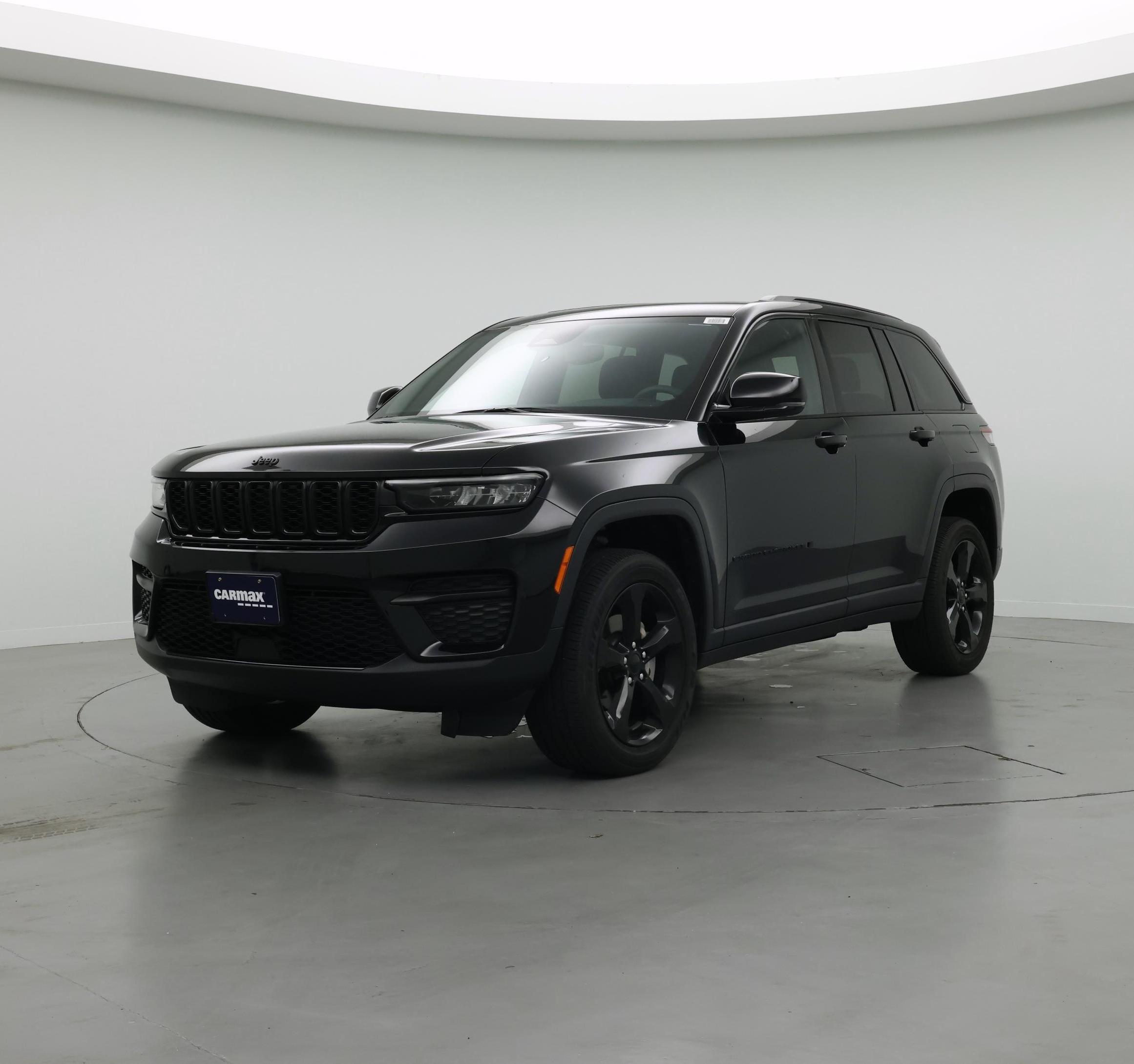 Thumbnail: 2023 Jeep Grand Cherokee - 4