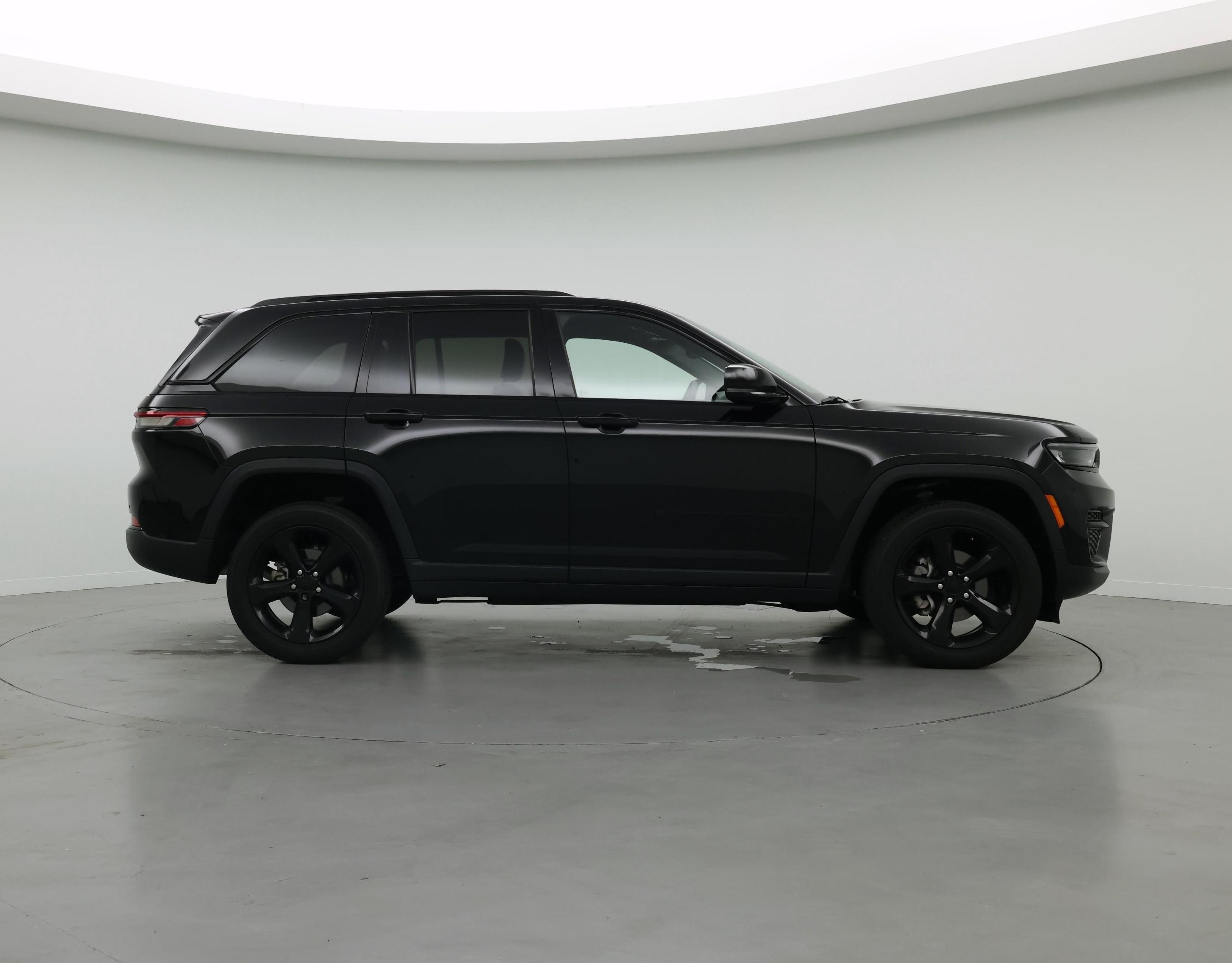 Thumbnail: 2023 Jeep Grand Cherokee - 7