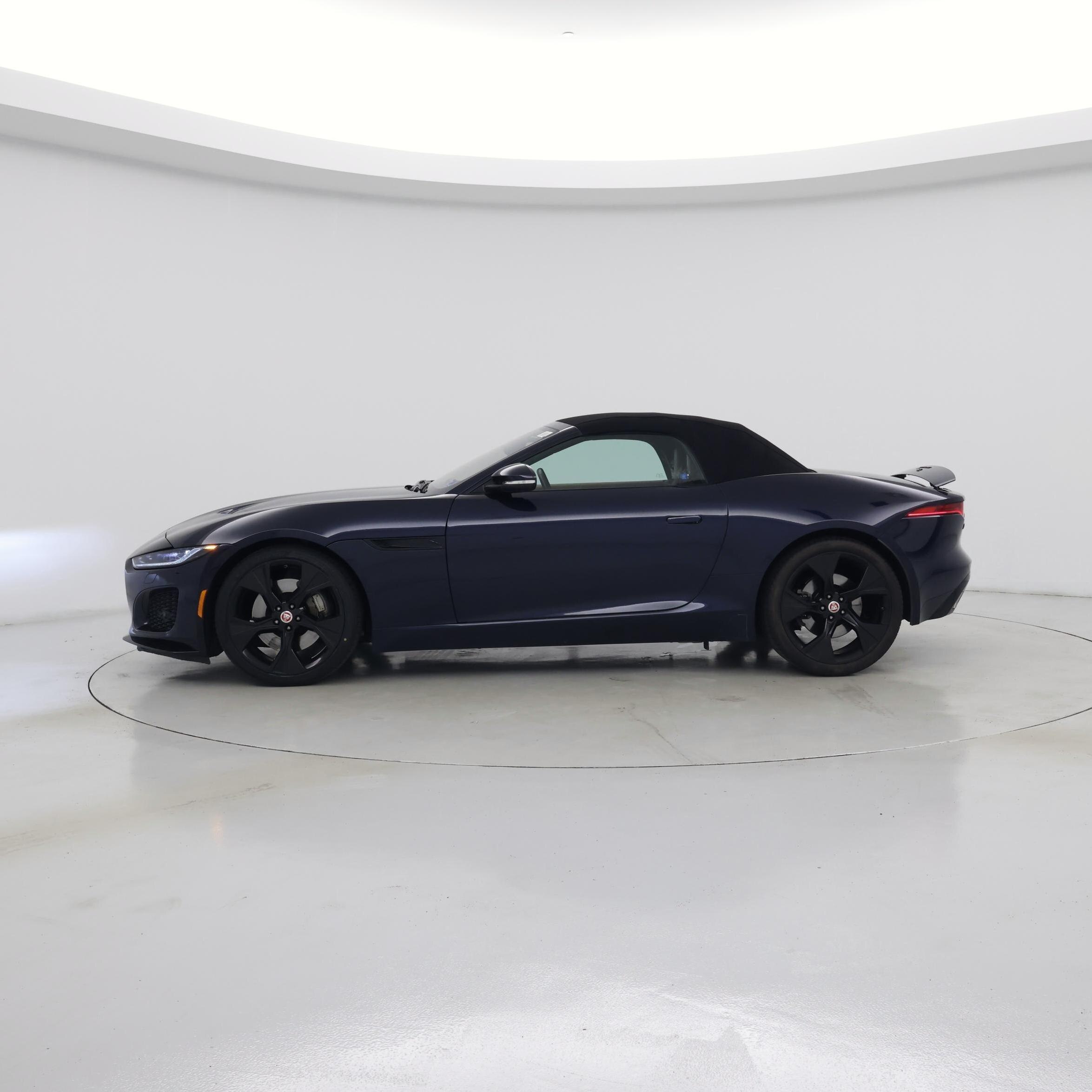 Thumbnail: 2021 Jaguar F-Type - 3