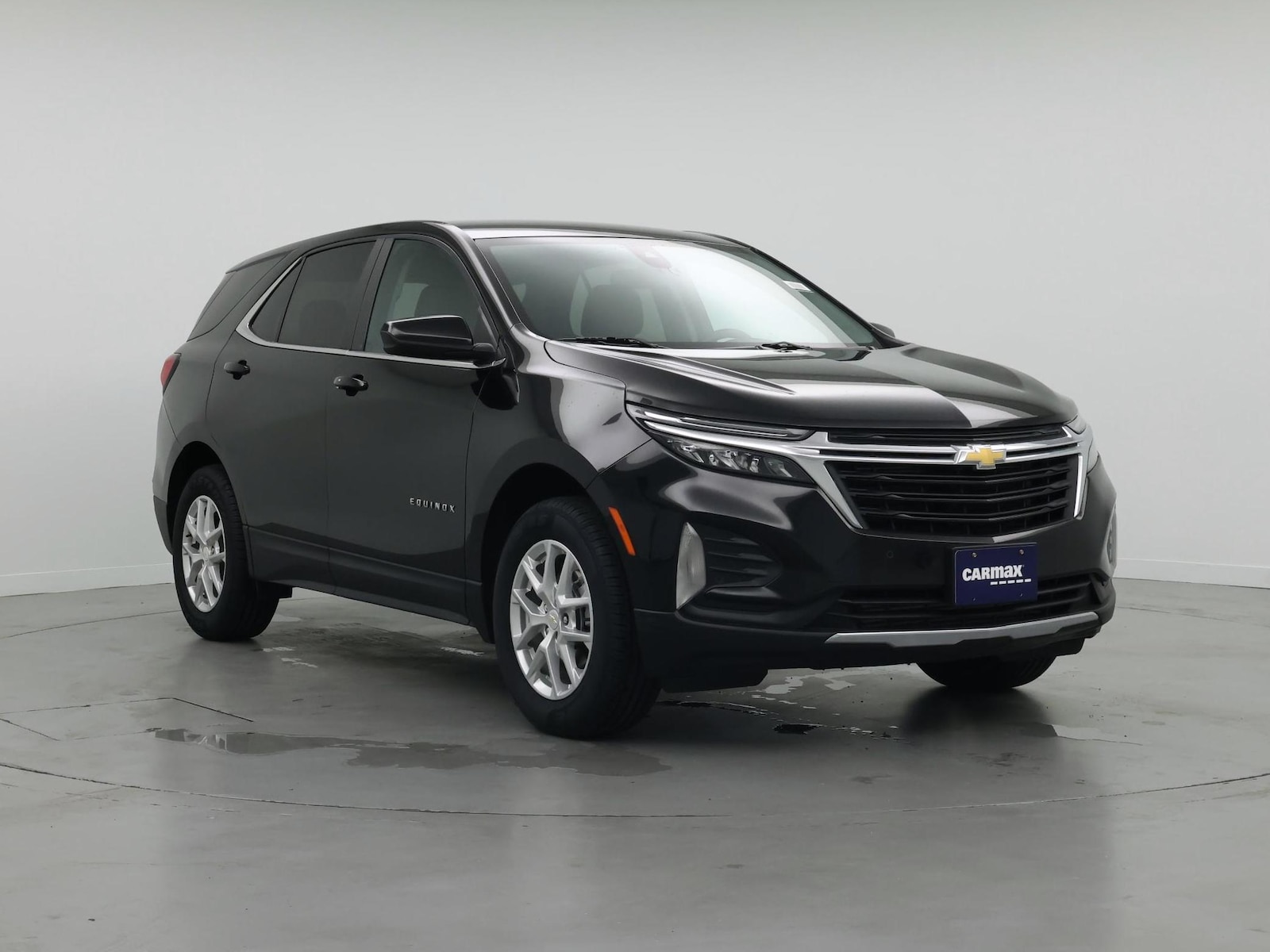 2023 Chevrolet Equinox LT - Photo 2