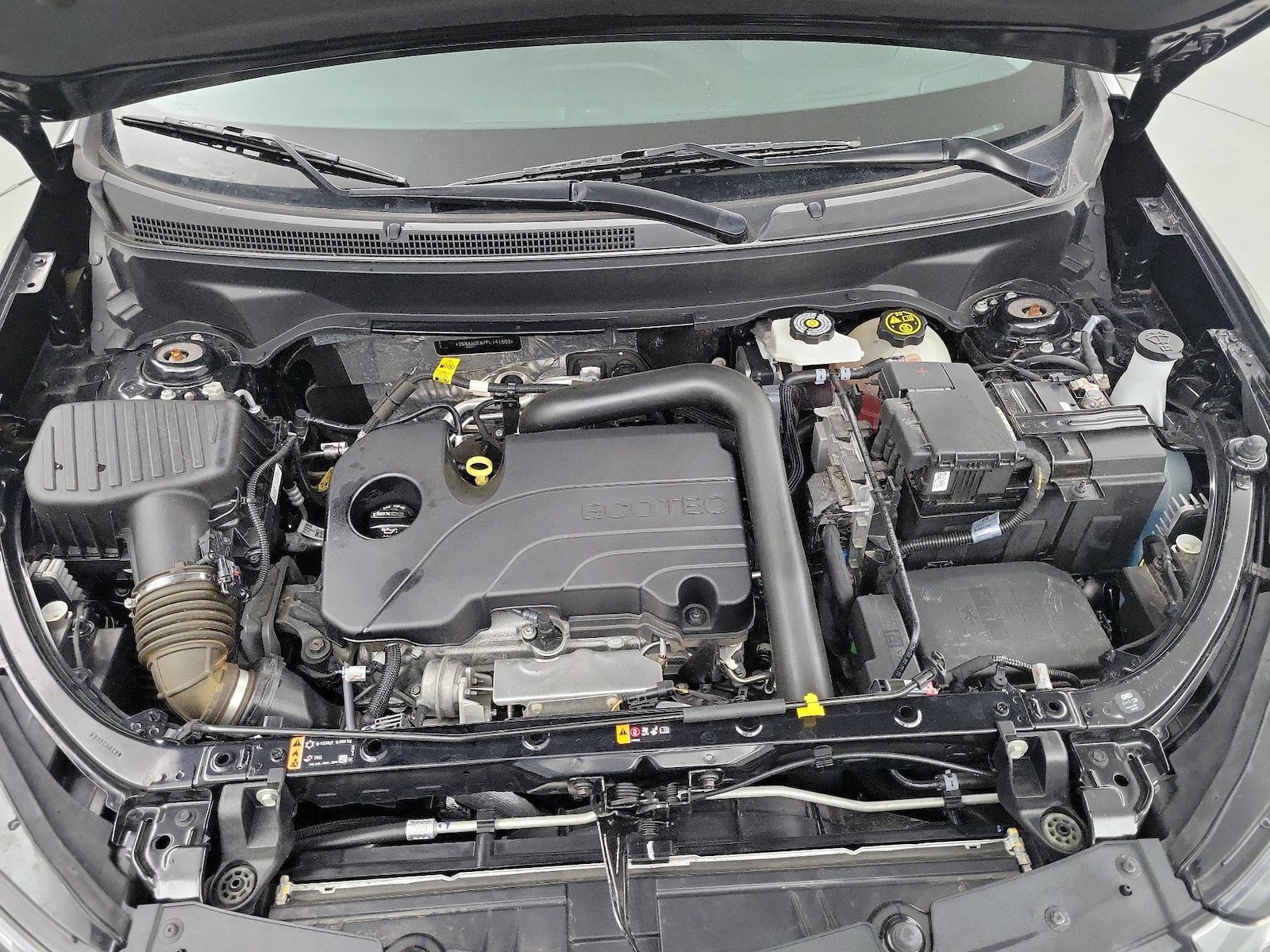 2023 Chevrolet Equinox LT - Photo 22