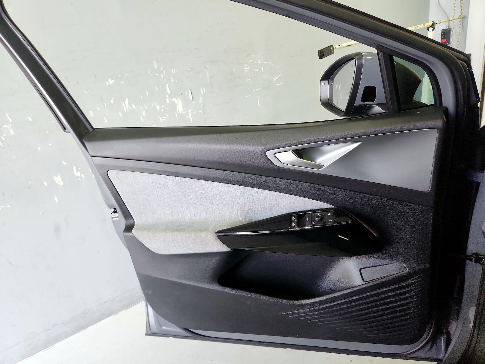2023 Volkswagen ID.4 PRO - Photo 13