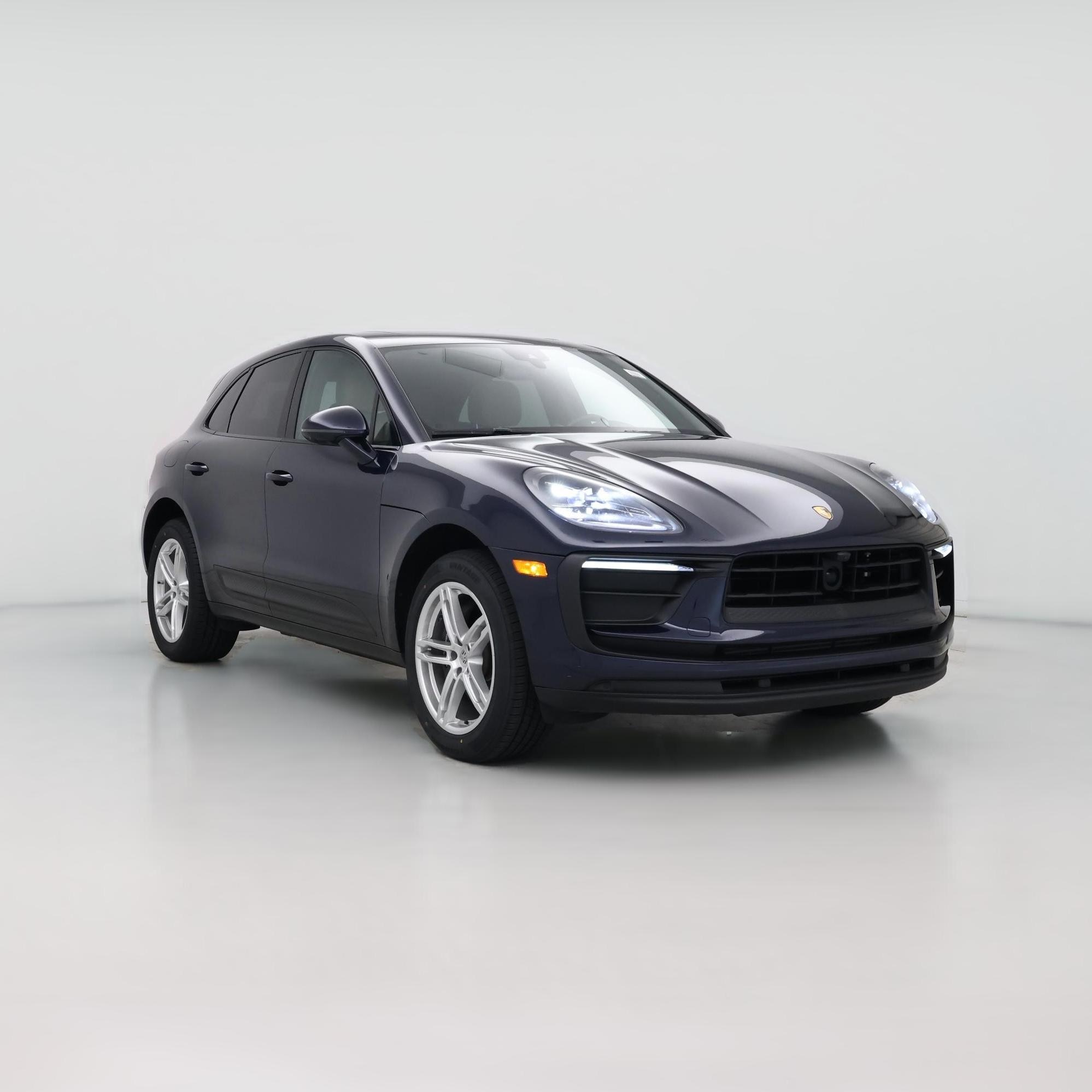 Thumbnail: 2023 Porsche Macan - 1