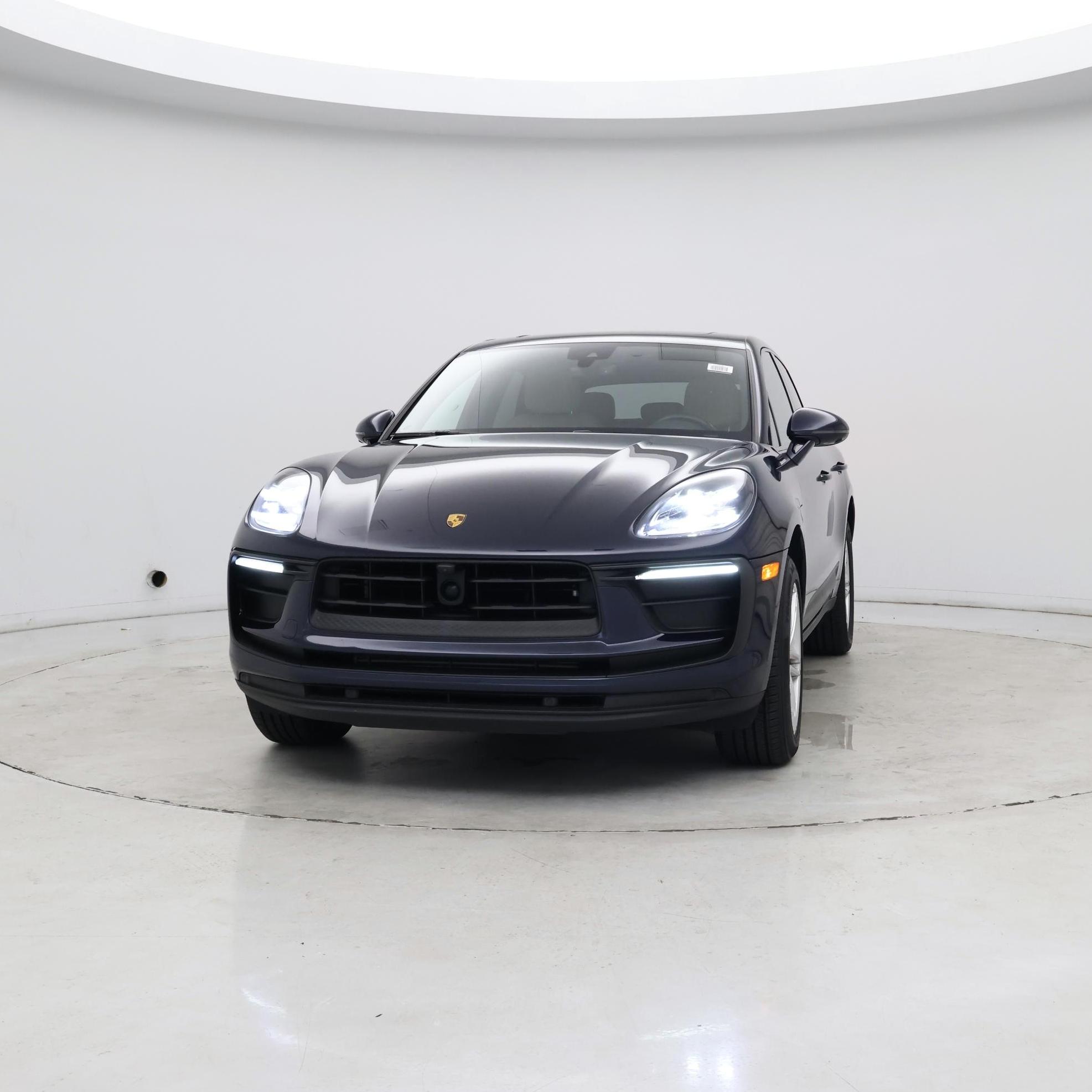 Thumbnail: 2023 Porsche Macan - 4