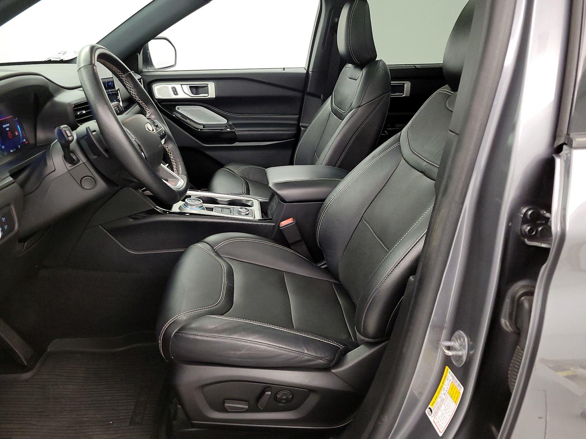 Thumbnail: 2022 Ford Explorer - 11