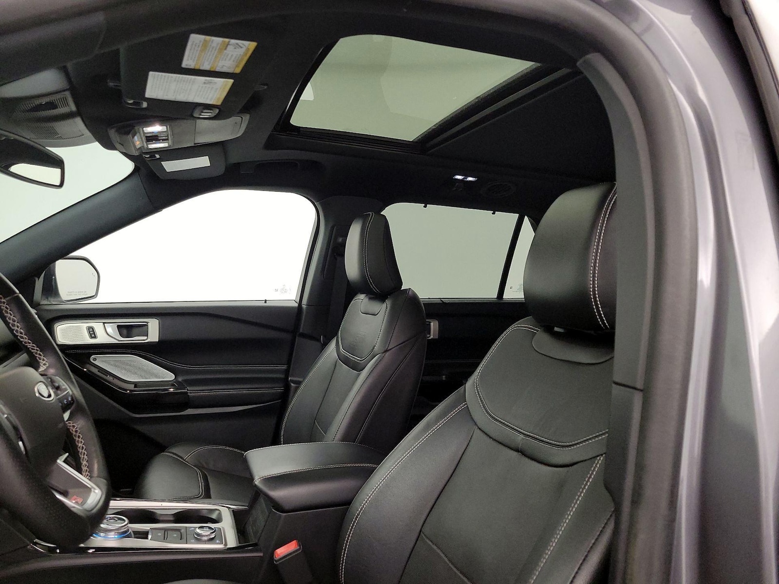 2022 Ford Explorer ST - Photo 21