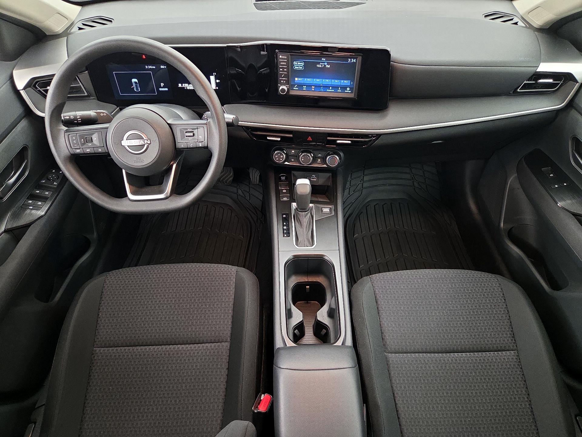 Thumbnail: 2025 Nissan Kicks - 9
