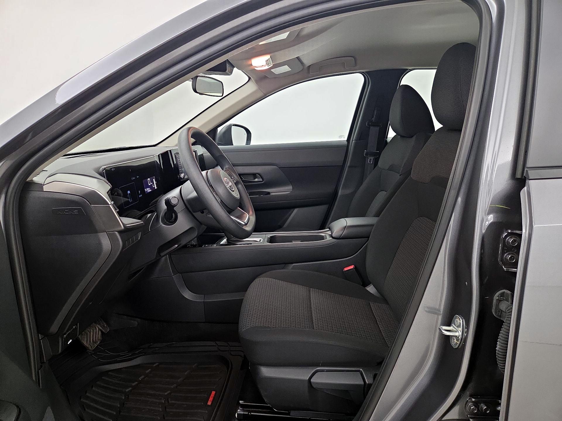Thumbnail: 2025 Nissan Kicks - 11
