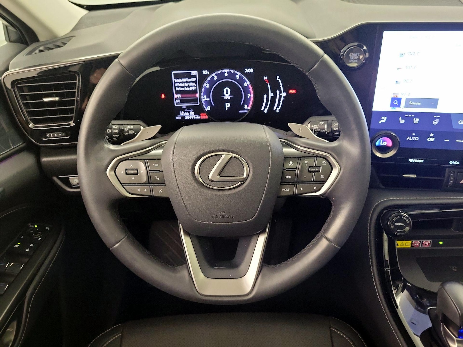 2024 Lexus NX 350 - Photo 11
