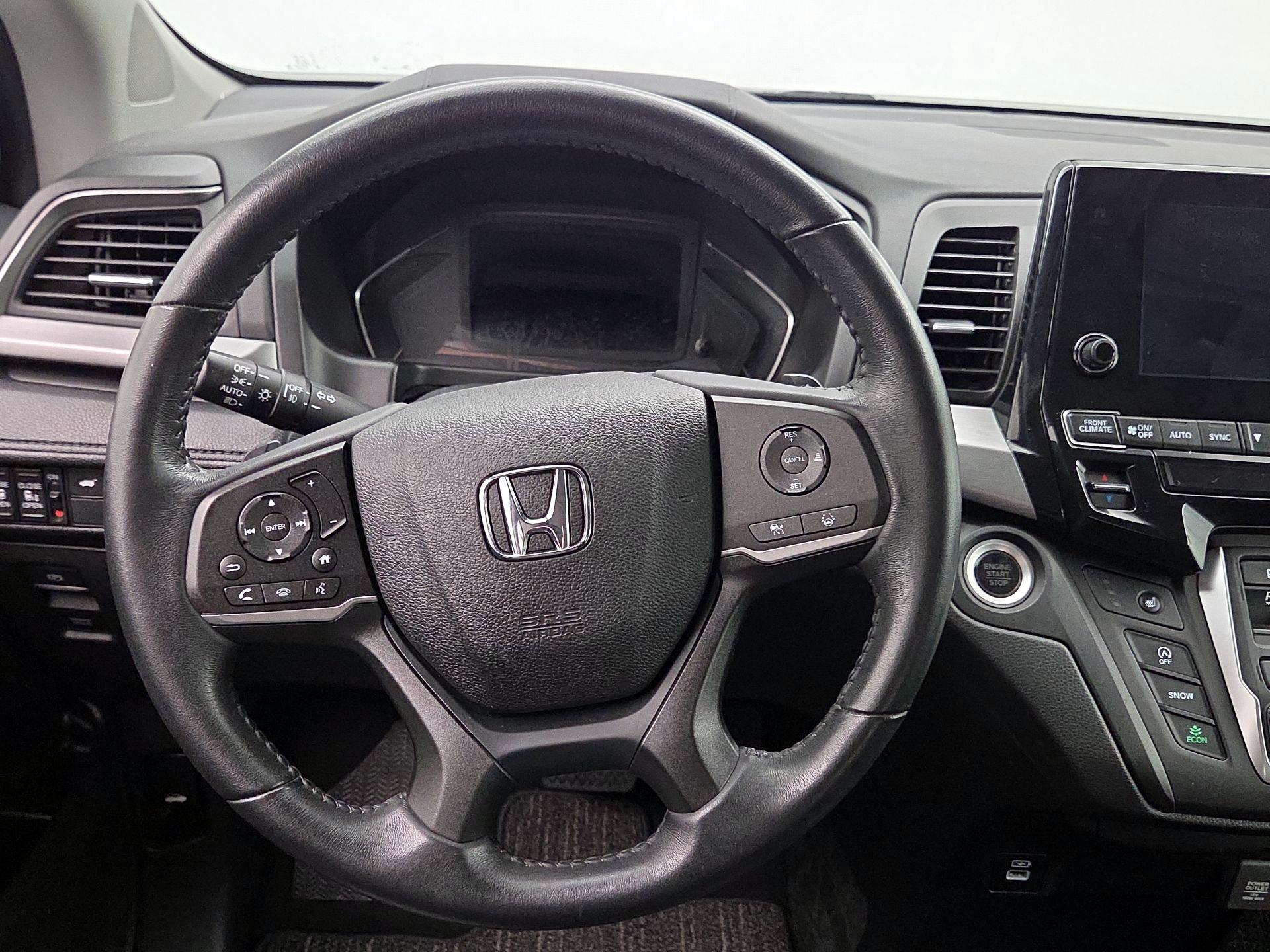 Thumbnail: 2023 Honda Odyssey - 10